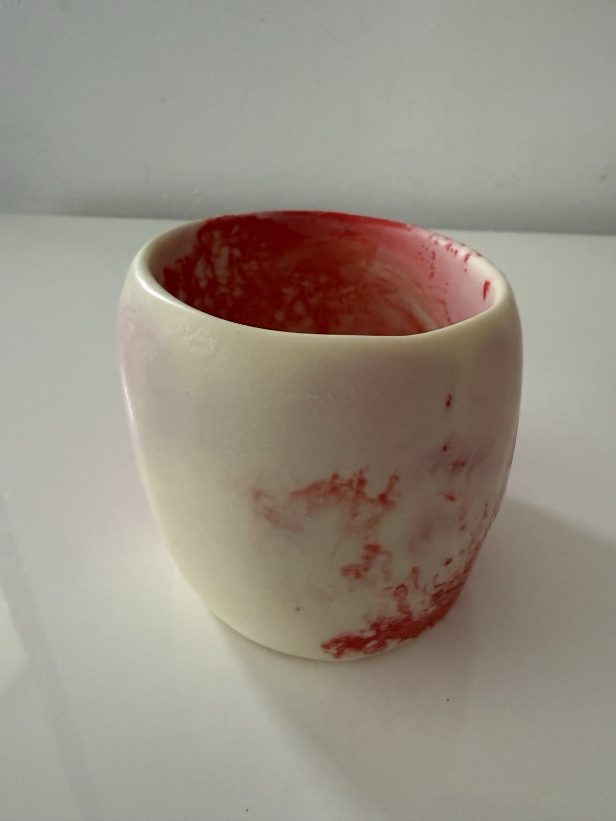 DINOSAUR DESIGNS Extra Large Organic Oval Bangle Resin Bracelet – Strawberry