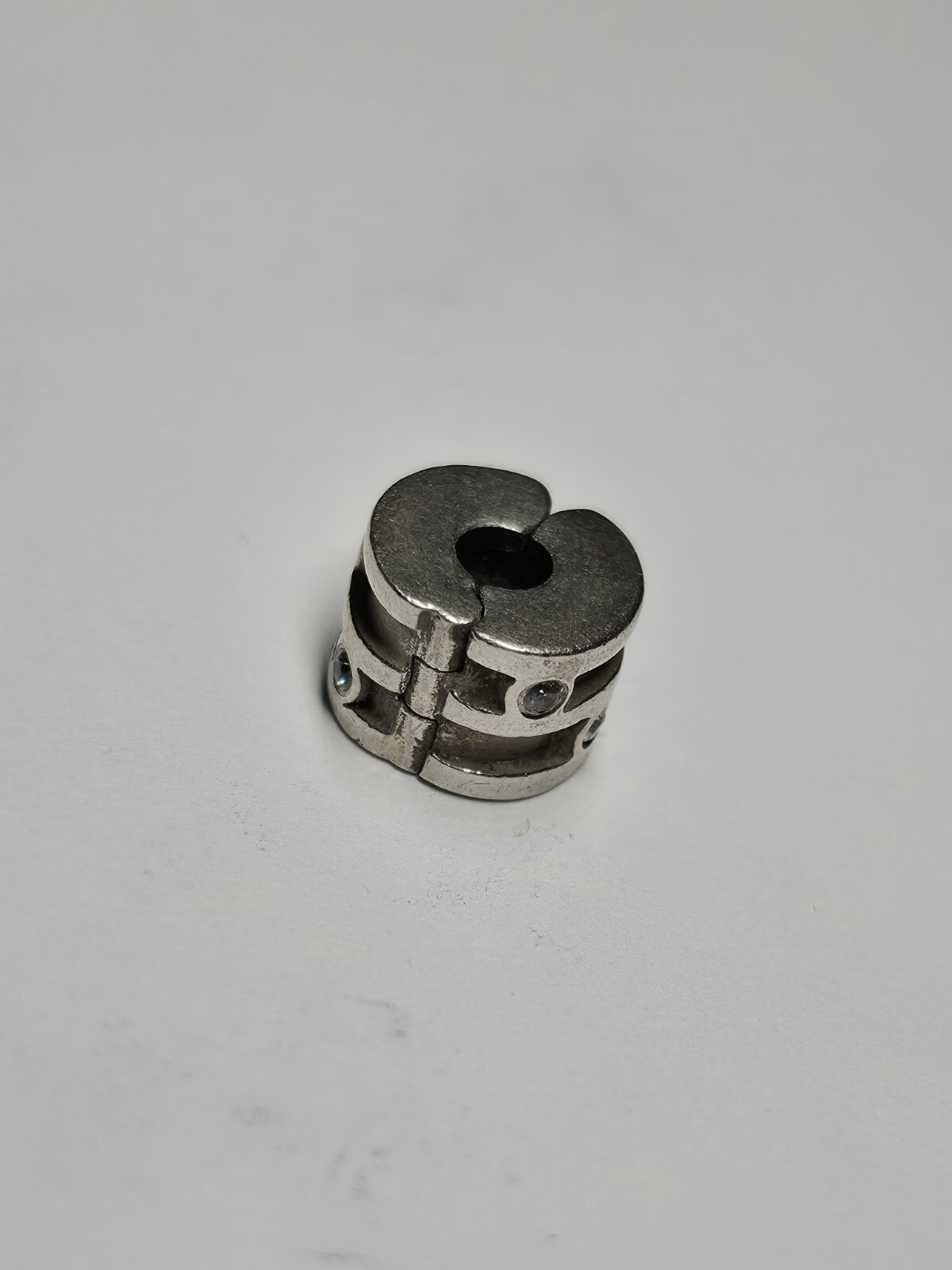 Genuine Pandora Silver (925, ALE) Sparkling Abstract Clip Charm