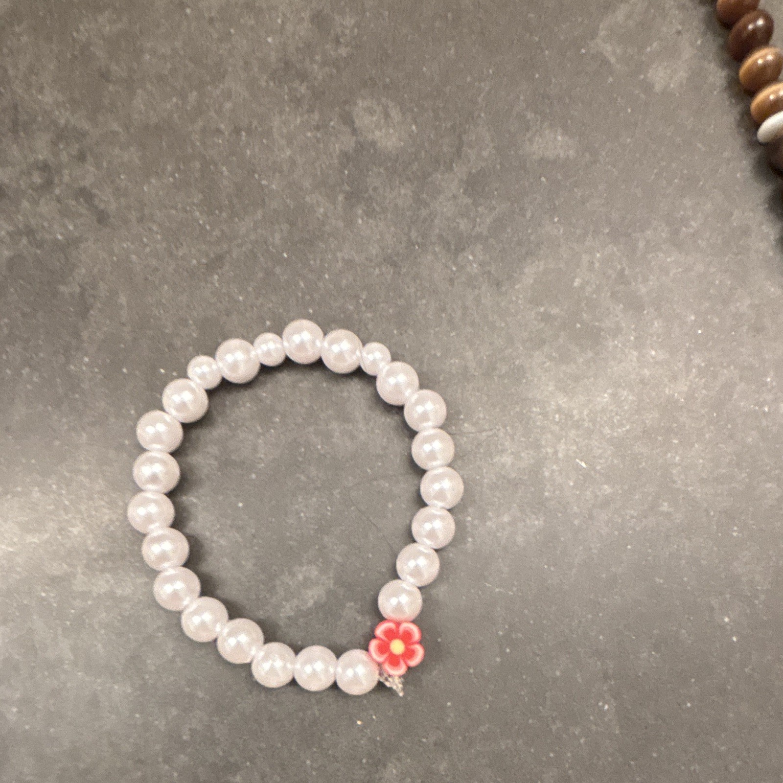 White Imitation Pearl Beaded Stretch Bracelet Red Flower Dangle Charm Stack