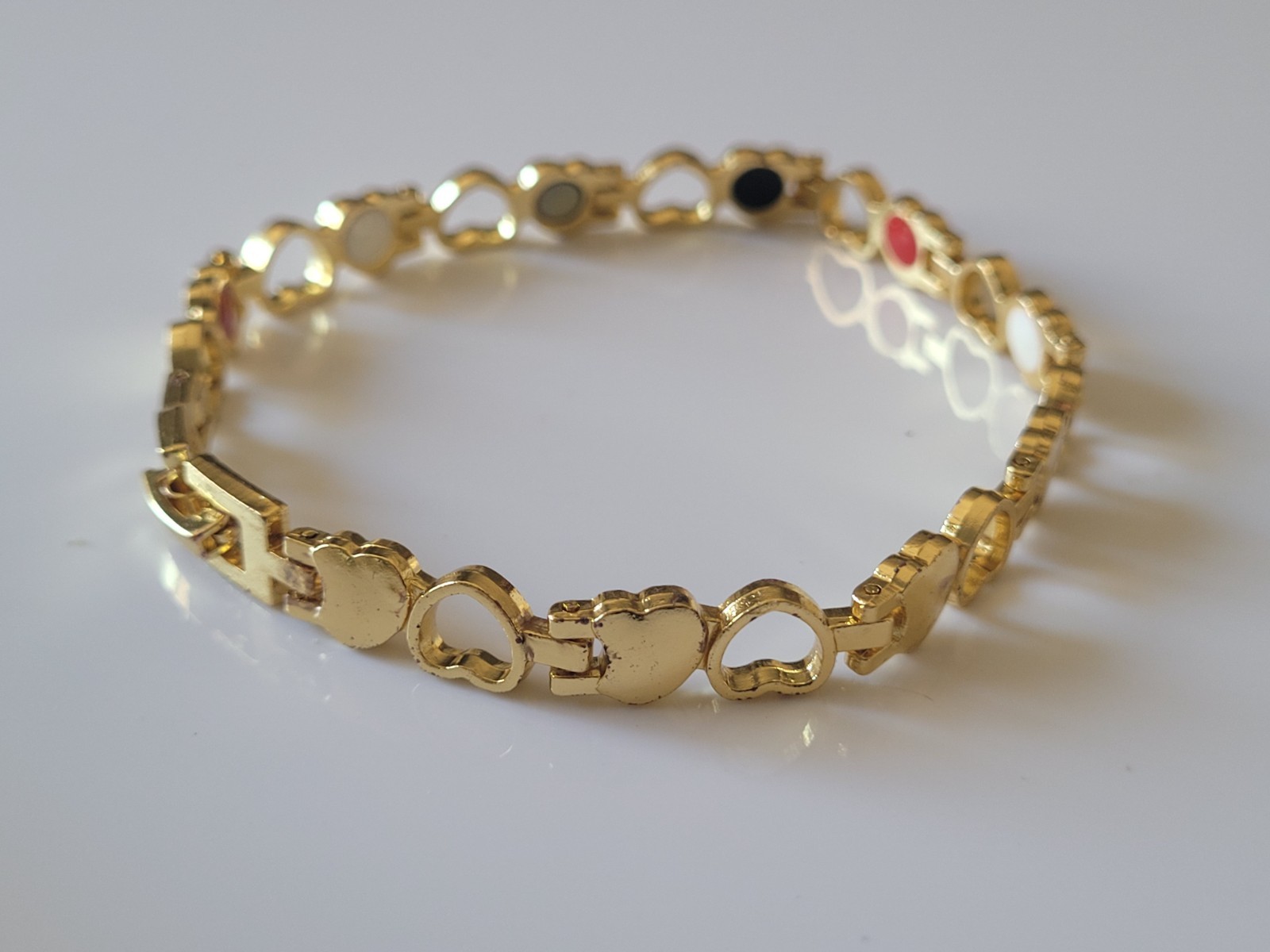 Heart Shape Magnetic Bracelet Arthritis Pain Therapy Link Bracelet – CLOSEOUT