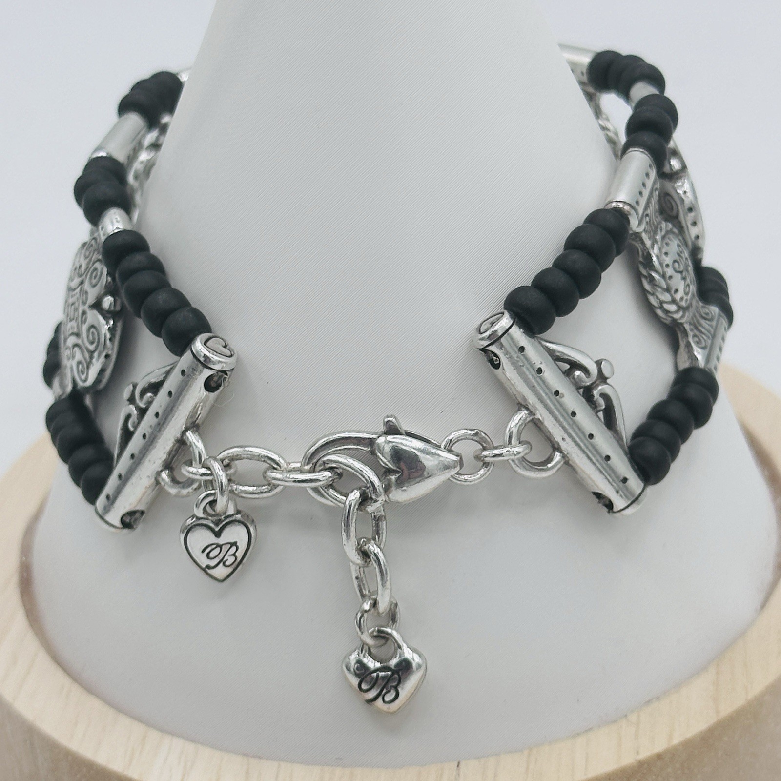 Brighton Southwestern Black Bead Bracelet Silvertone Concho Toggle 7 8 In