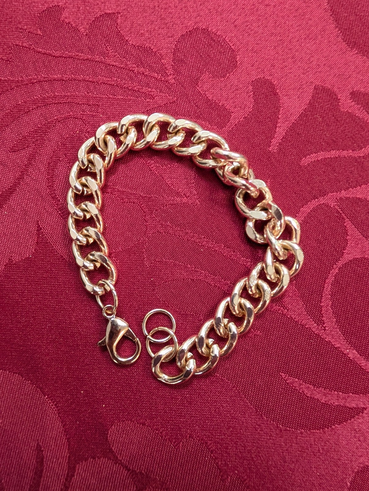 Gold Color Curb Link Chain Bracelet, Lobster Clasp, 8 in, Metal