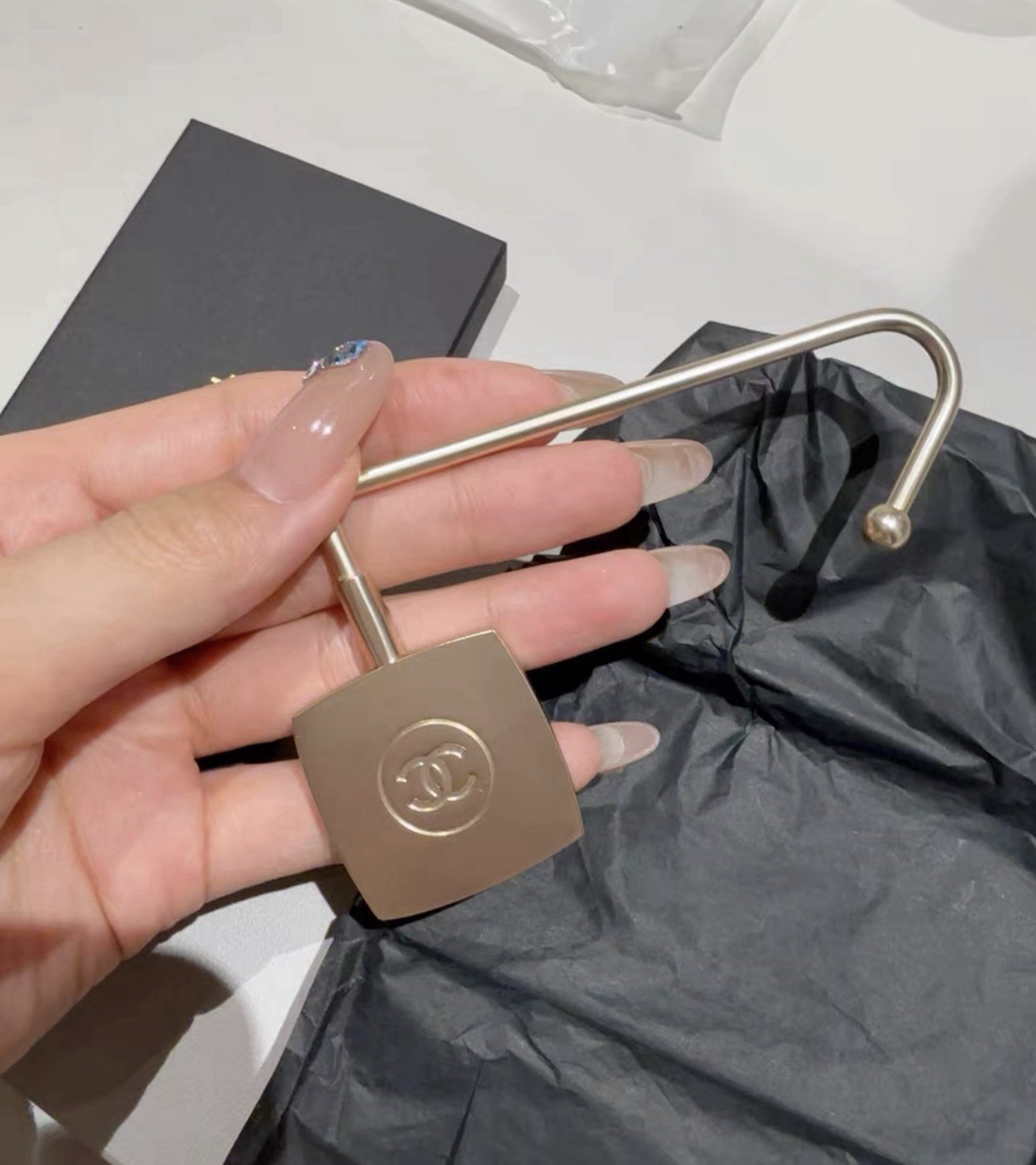 Chanel Handbag Bag Purse Hanger Hook Accessory Brand New Boxed Rare BNIB