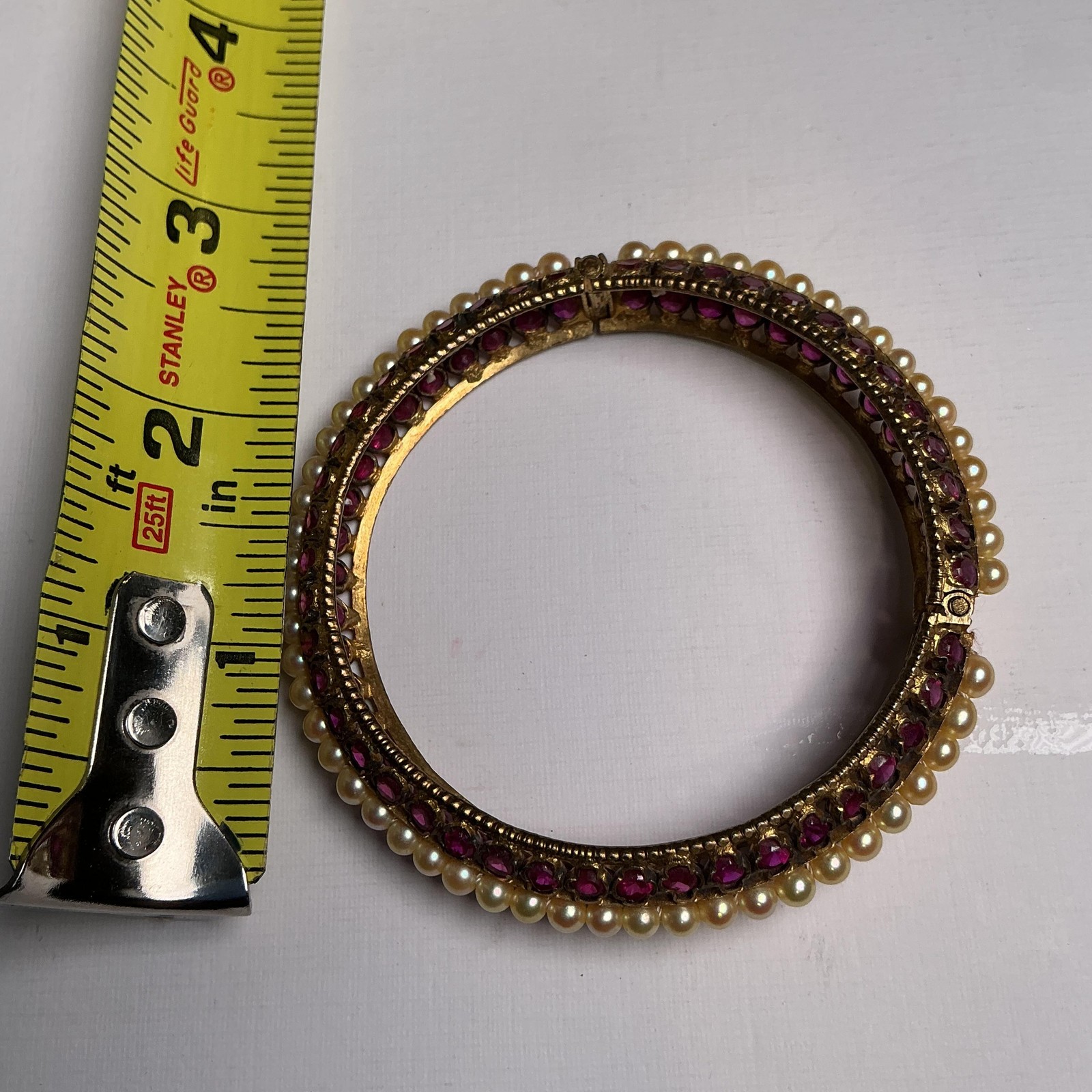 Gold Tone Red Glass Pearl Bangle Bracelet Womens 8 In Push Lock Costume Jewelry