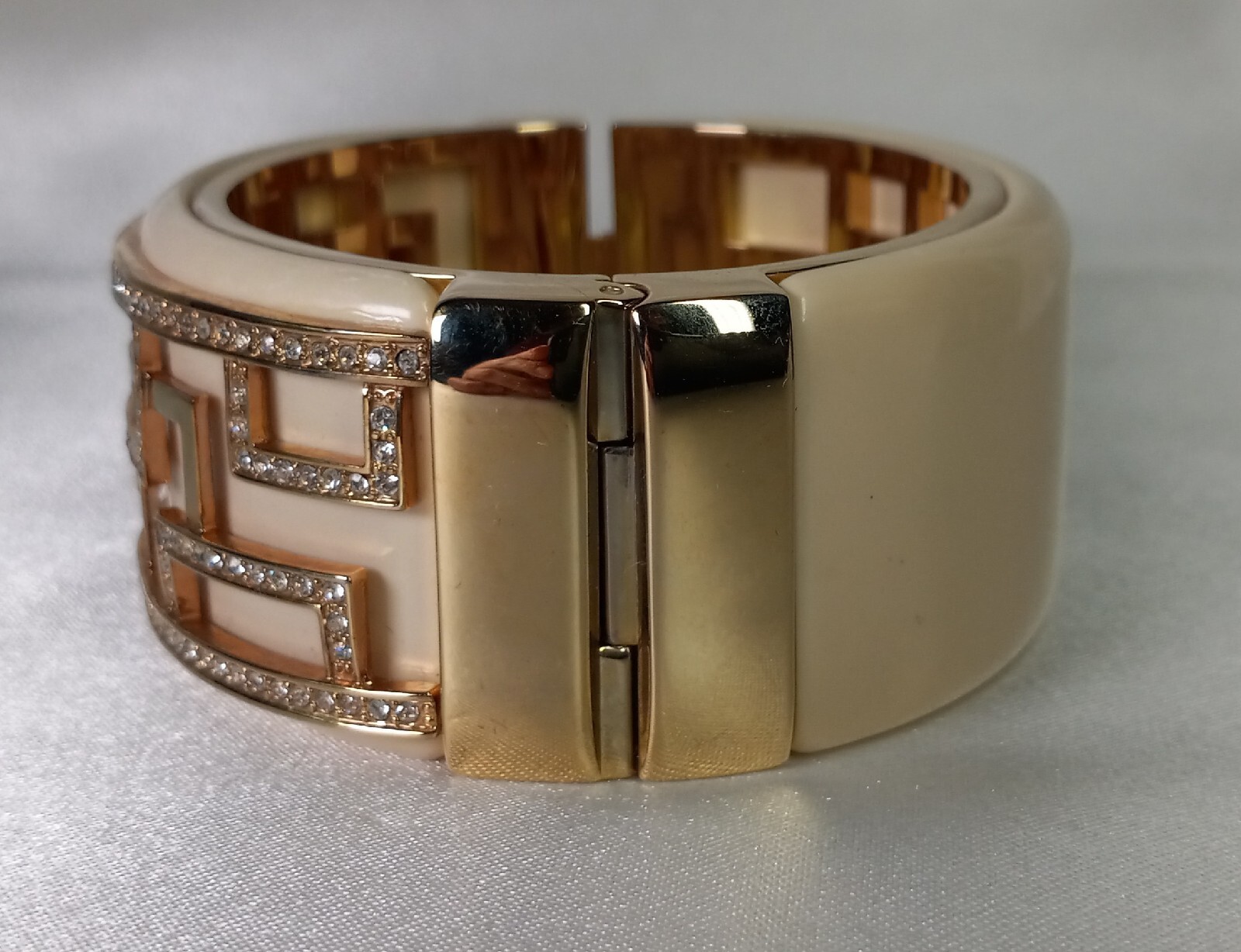 HSN Vintage Princess Amanda Charisma Club Art Deco Faux Ivory Cuff Bracelet