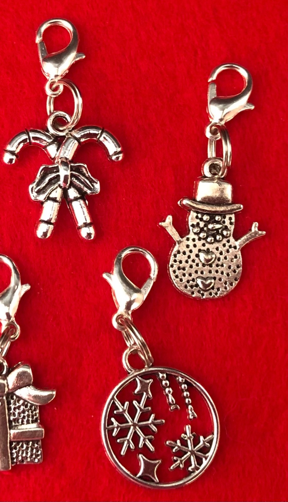 Pack of 5 Tibetan Silver Clip On Christmas Charms∞Mixed Designs∞Gift Wrapped (c)