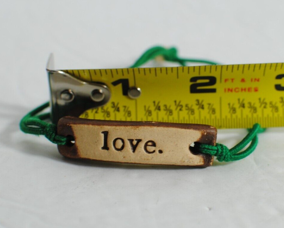 Mud Love Signed Loved Charm Bracelet Green Stretch Adjustable Valentine 5 in