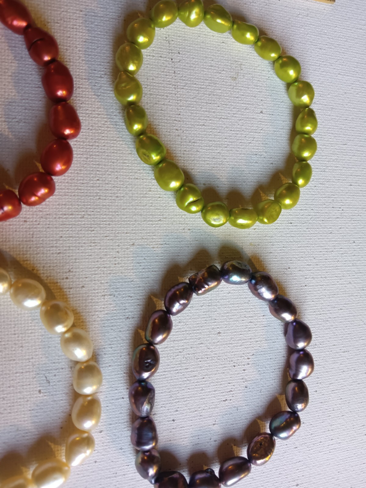 Lot of 4 Beaded Stretch Pearl Bracelets Multicolor Red Green Cream Purple