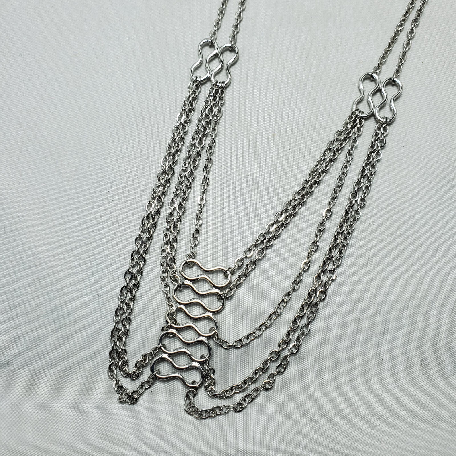 Target silver multi link chain with figure 8 design NWT