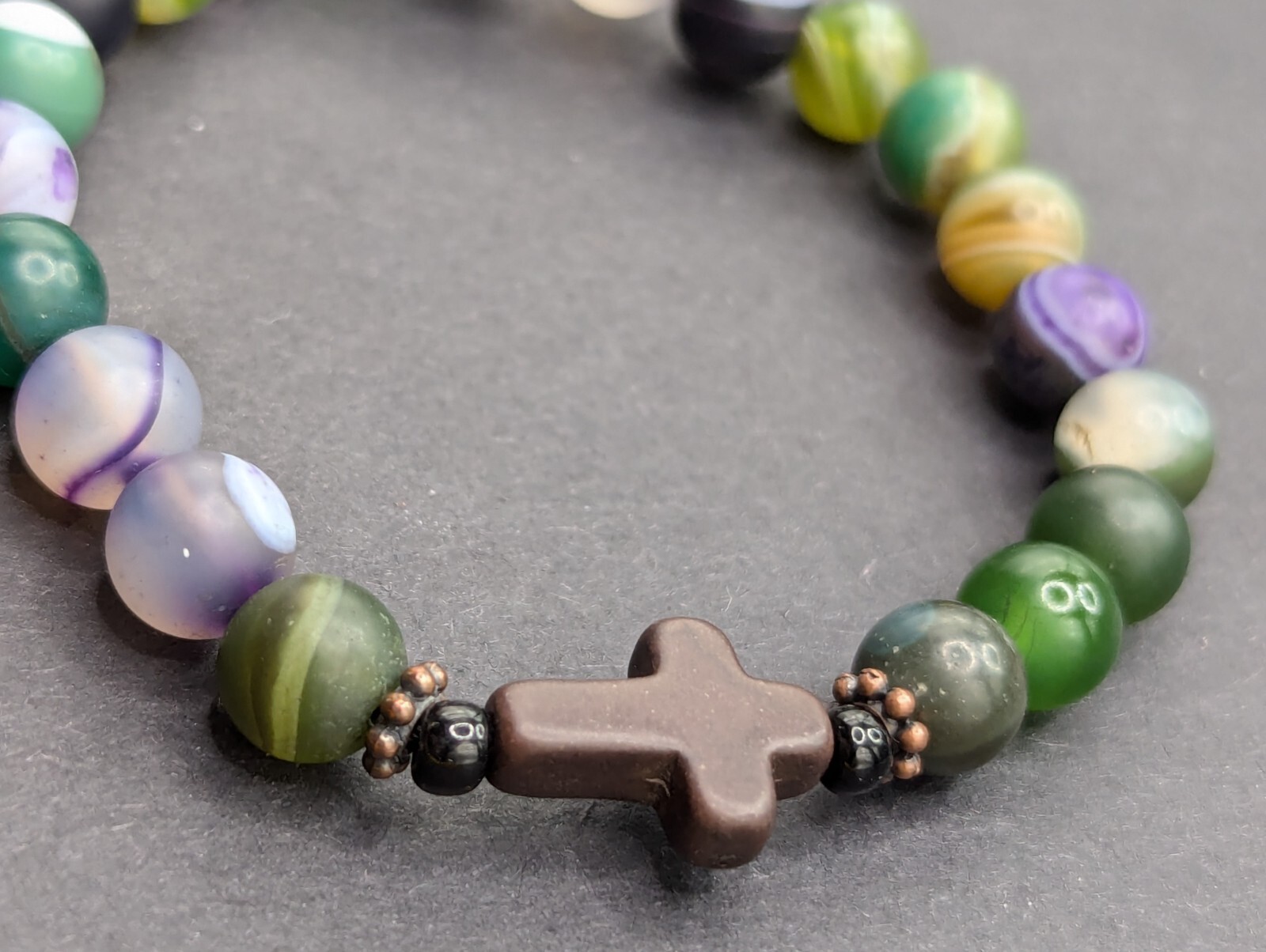 Women’s Cross Focal Colorful Agate Beaded Stretch Bracelet (17cm) S/M Wrist