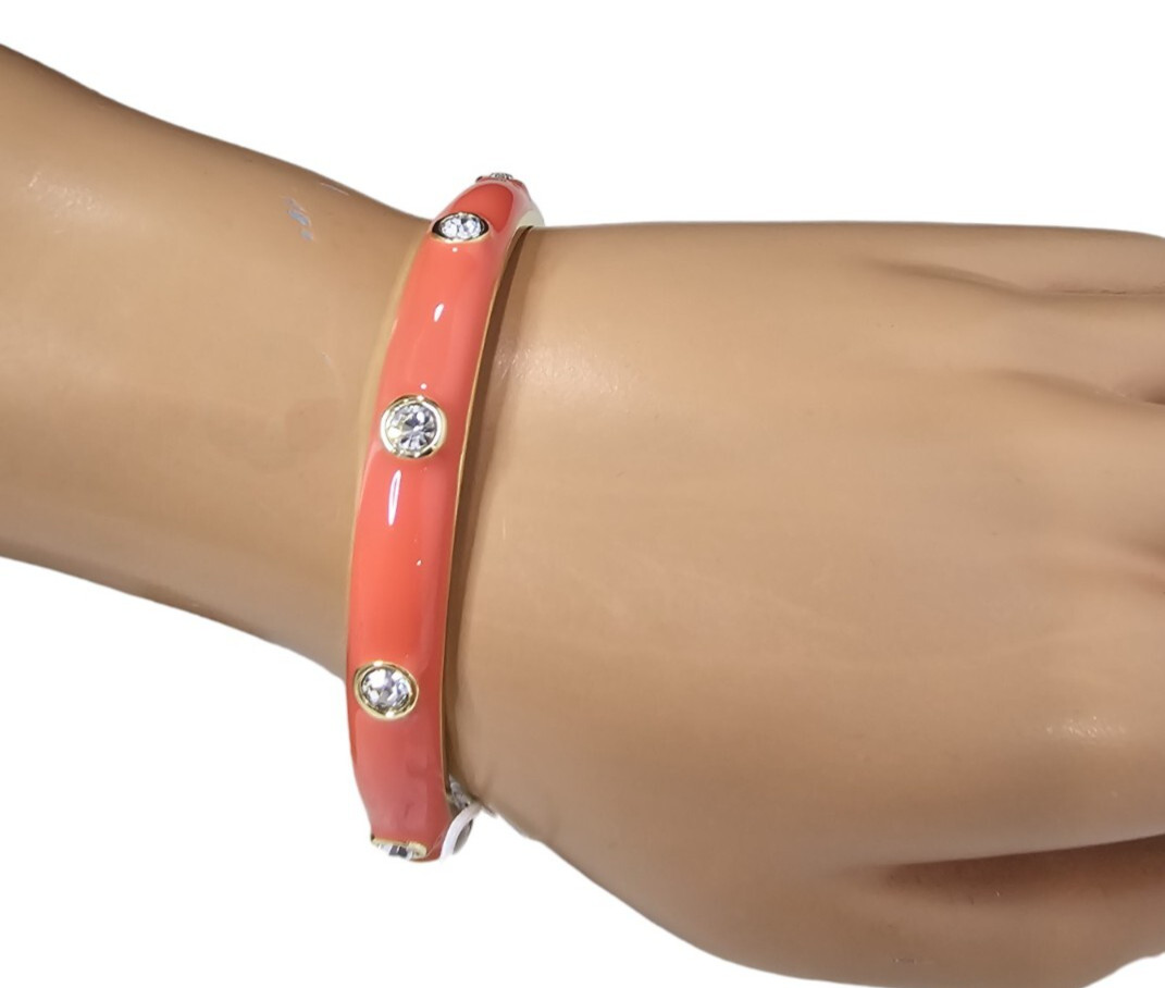 Vera Bradley Women’s Gold Tone Coral Enamel Crystal Bezeled Bangle Bracelet NWT