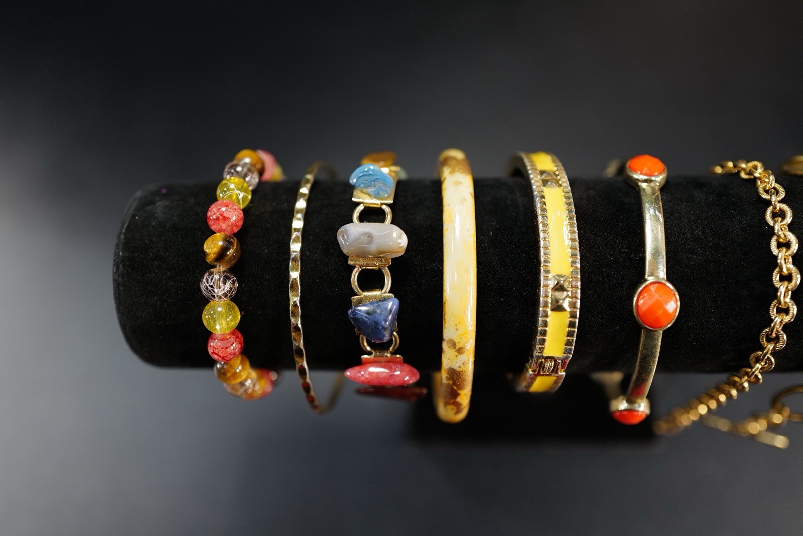 10 Pc Bracelet Gold Tone Multicolored Blue Yellow Red Mix Styles Bangles J17