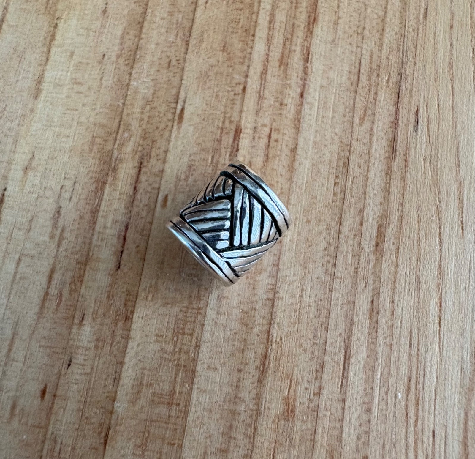 Trollbeads World Tour Sterling Silver Africa Drum Beat Limited Edition Bead RARE