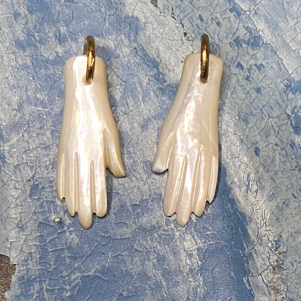 ONE Carved Mother Of Pearl Hand Charm /Pendant Mano Luck Talisman