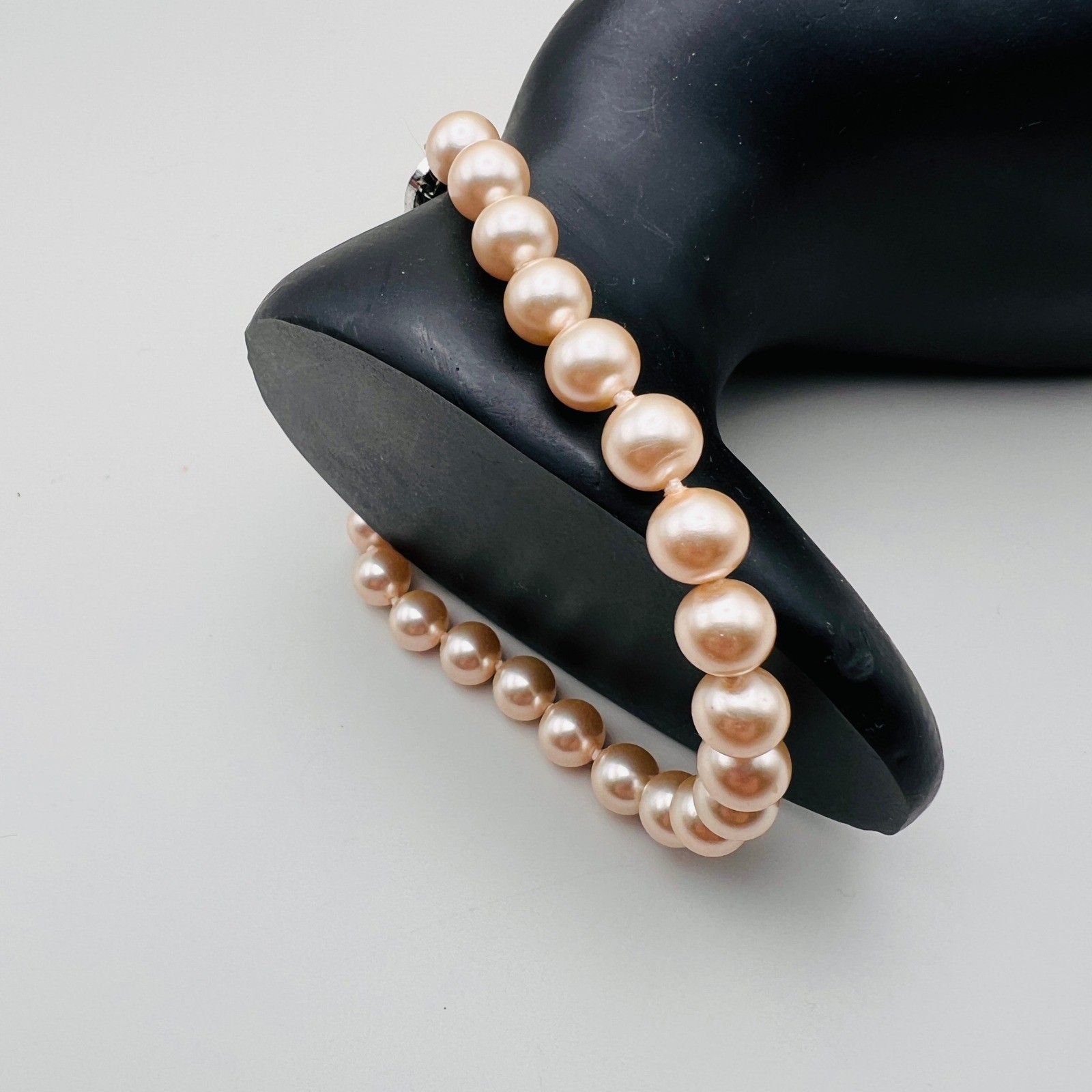 Vintage Champagne Faux Pearl Strand Bracelet Silver Tone Filigree Clasp 8 Inch