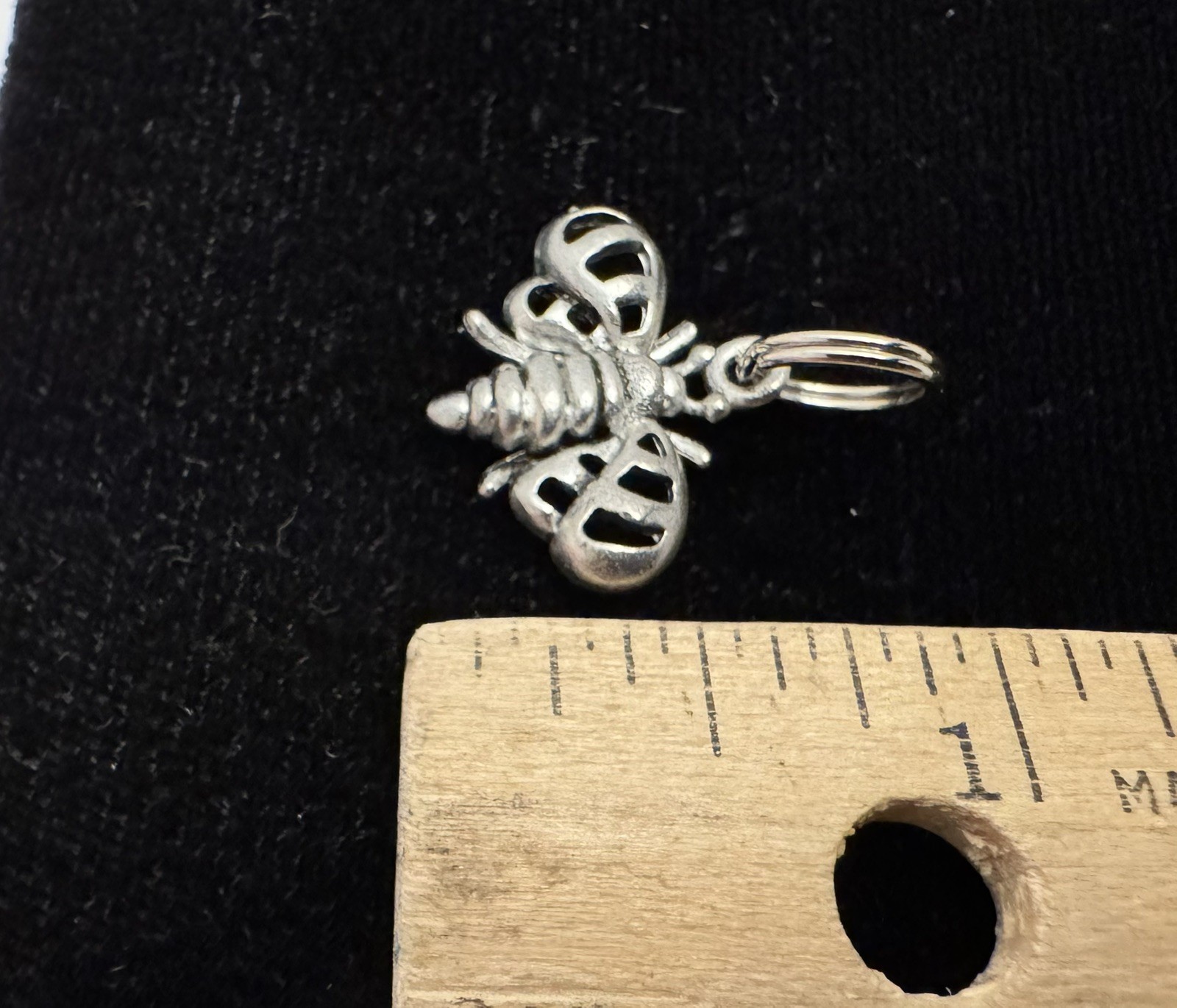 Silver Colored Bee Charm – 3D Bee, Jump Ring