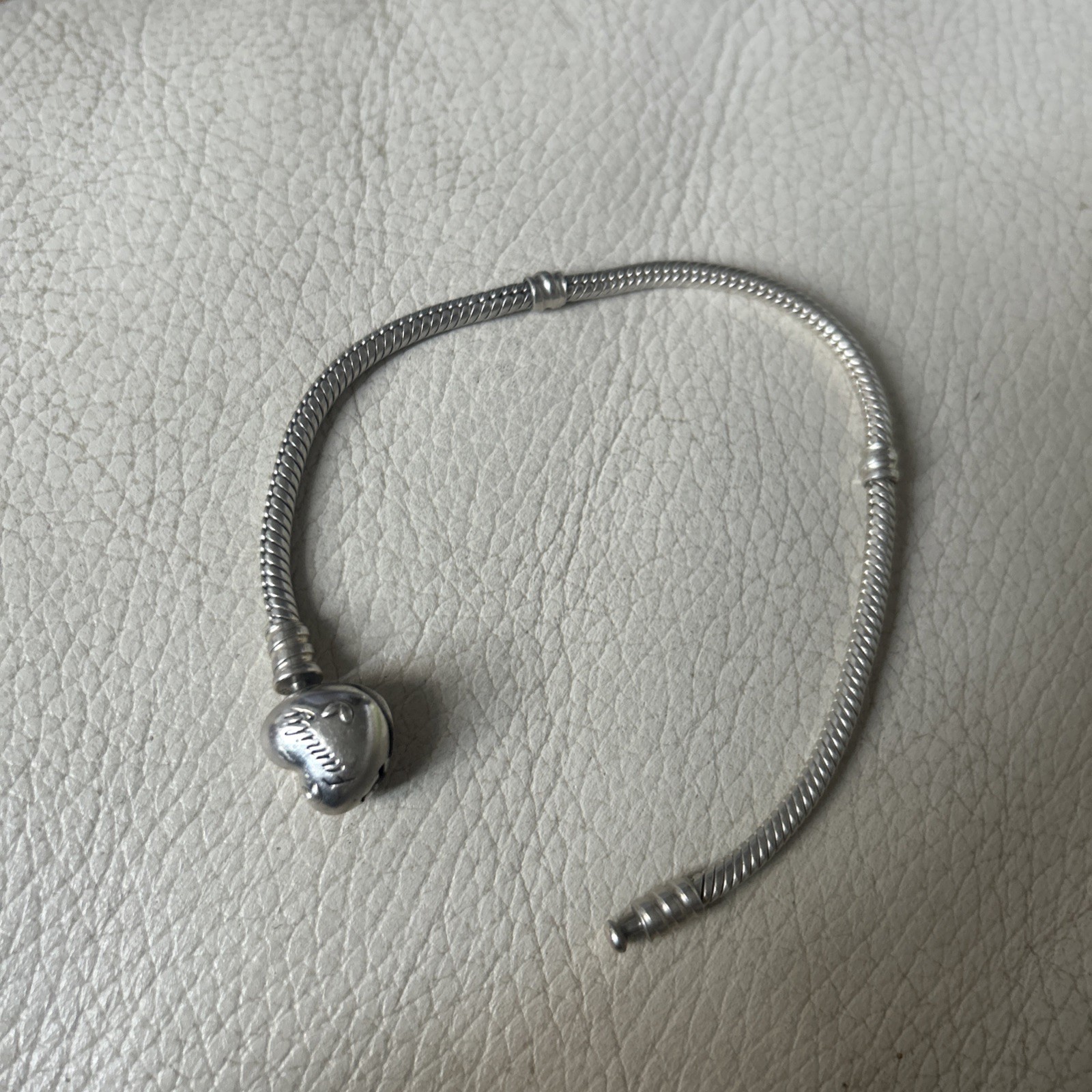 Authentic Pandora S925 barrel heart clasp, Snake Chain Bracelet , Family