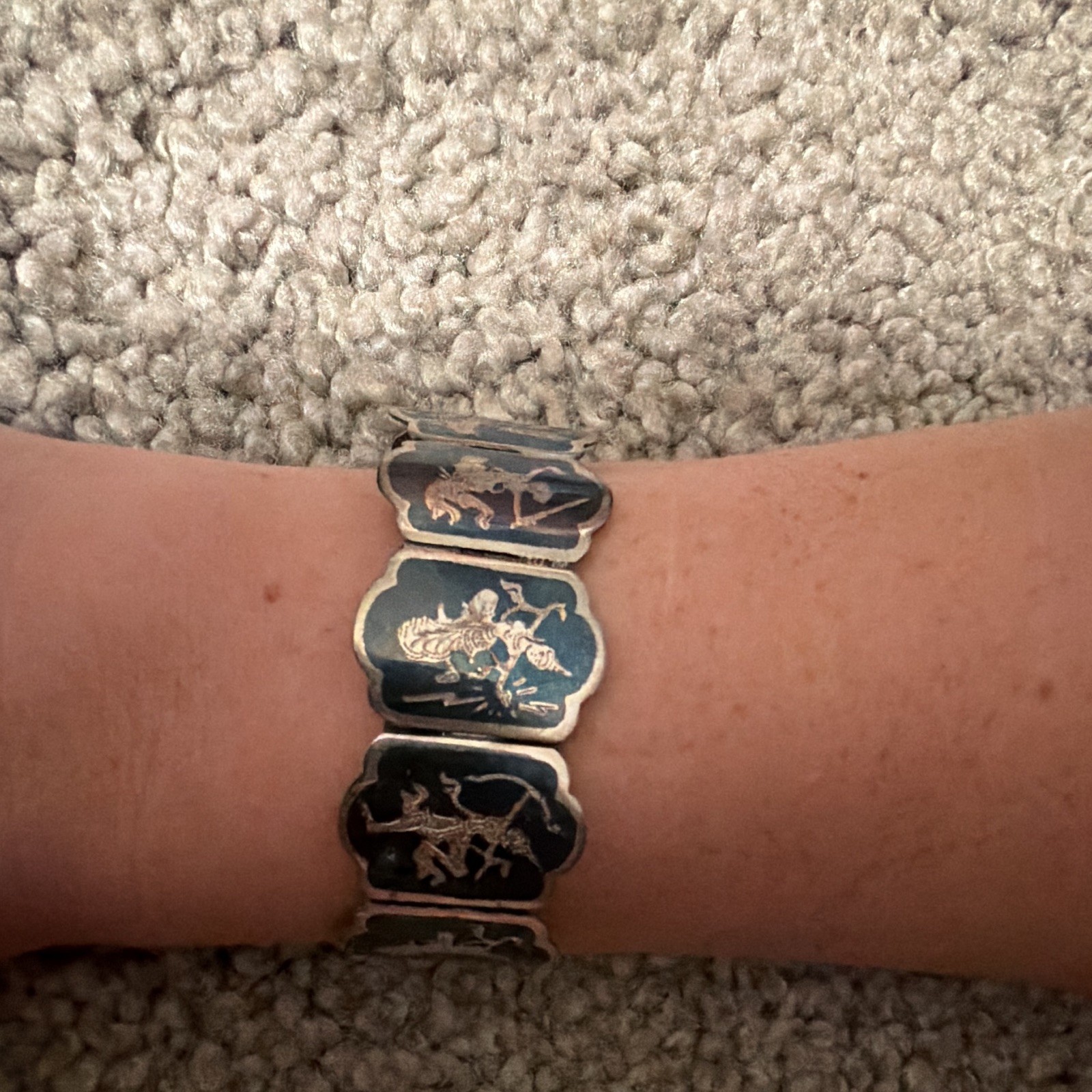 Vintage 1950s Siam Thai Sterling Silver & Black Panel Link Bracelet, Box Closure