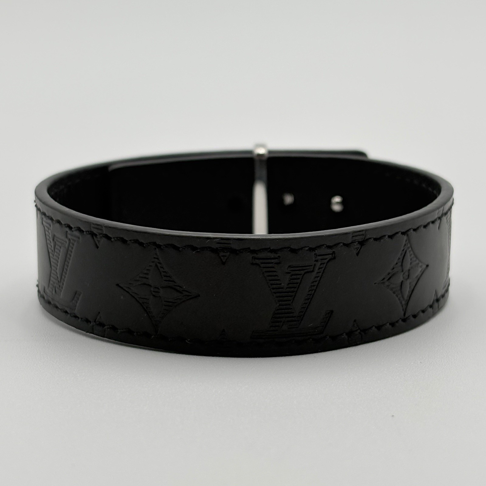NEW! Louis Vuitton Slim Shadow Bracelet ‘ Black ‘