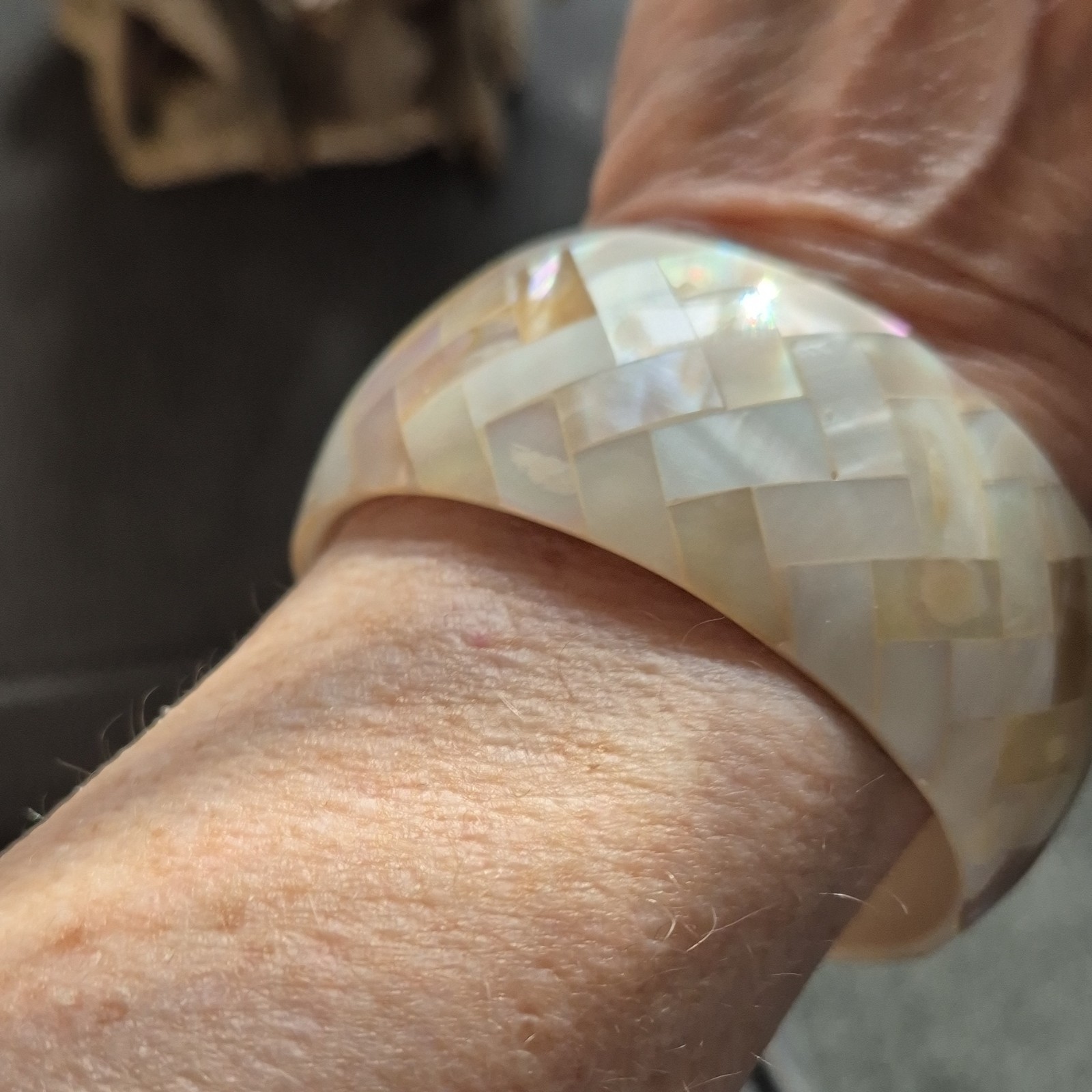 Mother of Pearl/Abalone Shell Inlay Bangle Bracelet, Ivory Round