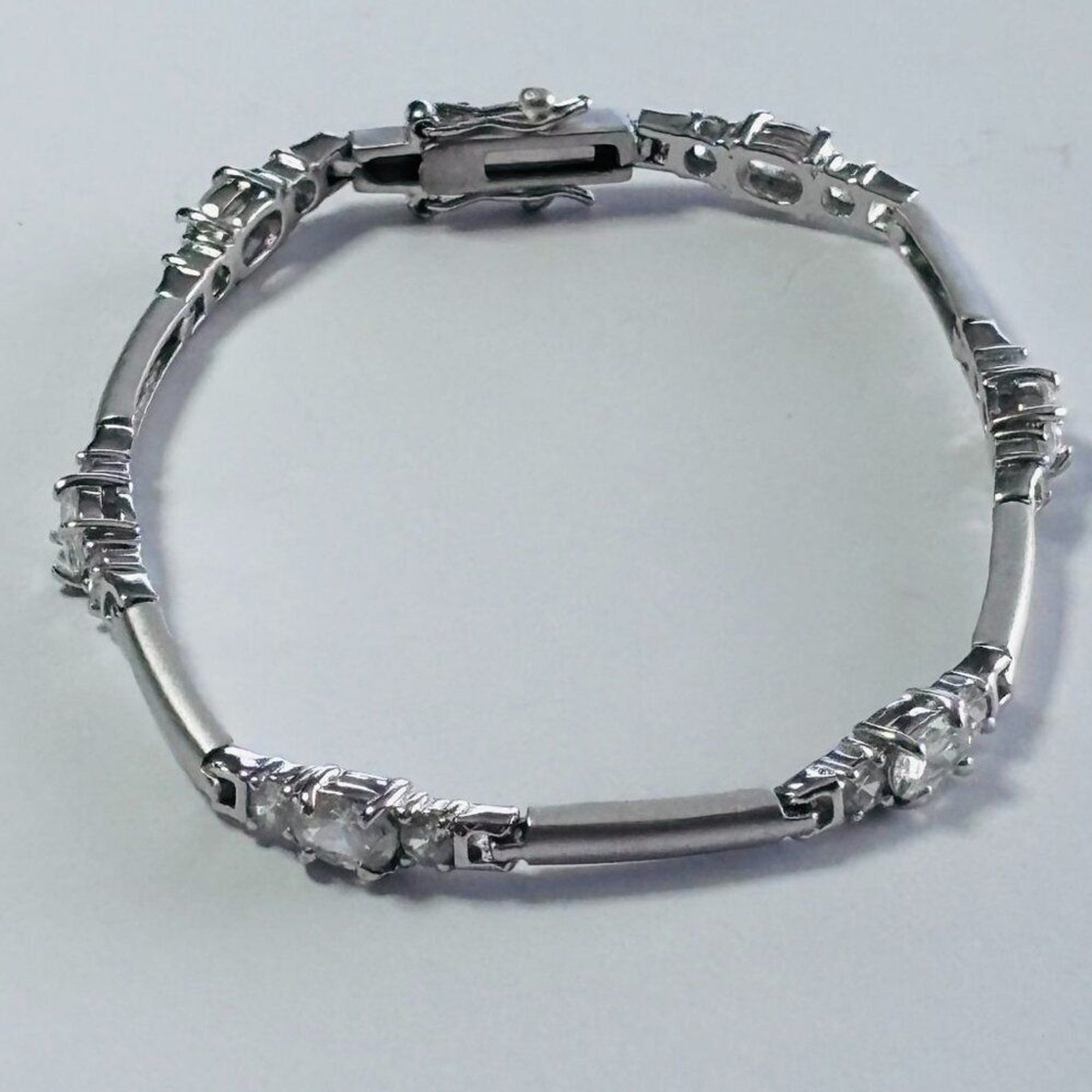 Silver Tone Oval & Round CZ Link Bracelet 7” Box Clasp Sparkle