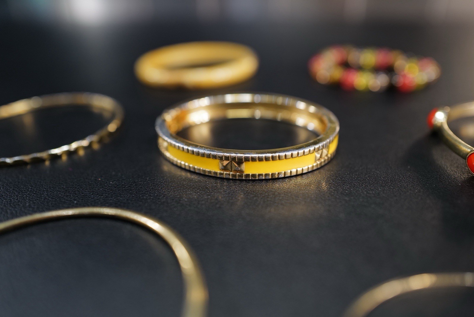 10 Pc Bracelet Gold Tone Multicolored Blue Yellow Red Mix Styles Bangles J17