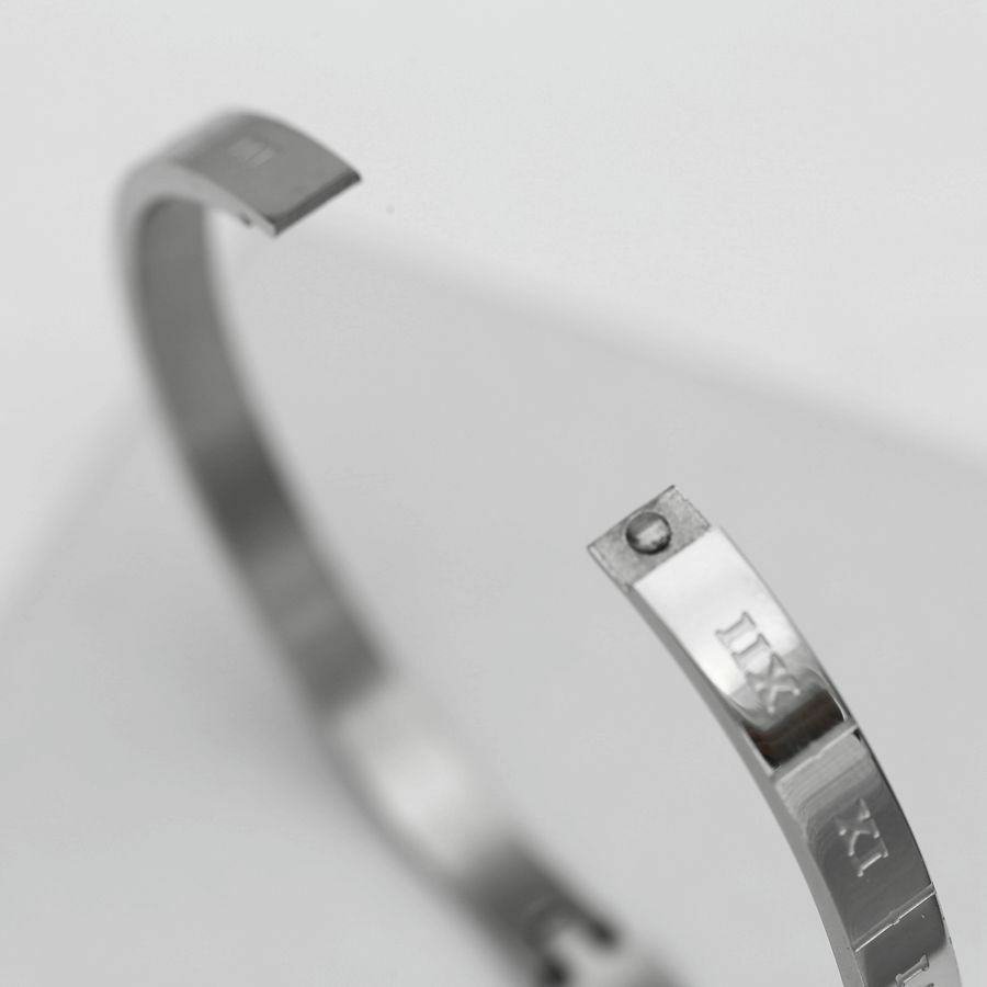 Women’s 6.5″ Stainless Steel 6mm CZ,Roman Numeral,Bangle Bracelet Unisex Box