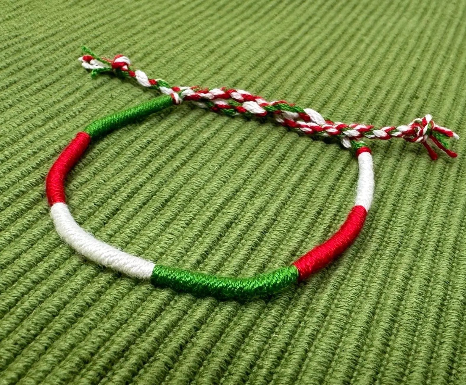 Italian Flag Braided Bracelet – Handmade Unisex Adjustable Italy Colors Jewelry