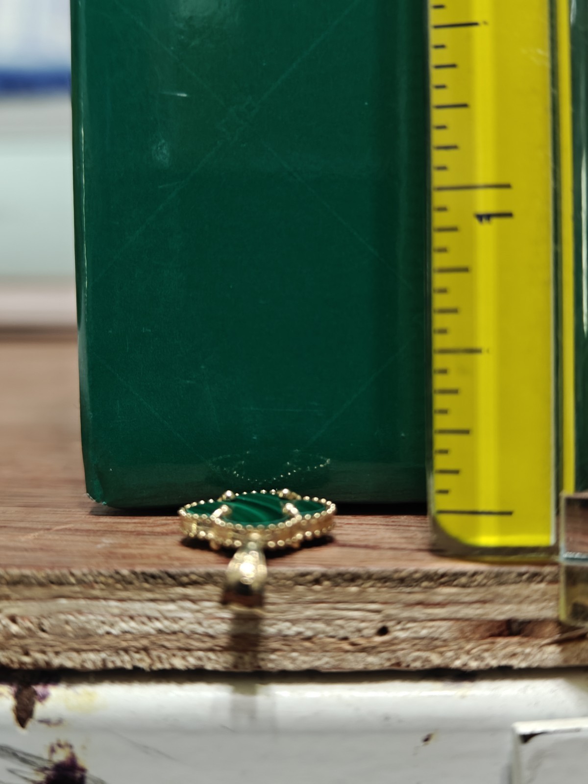 14K Gold Tone Green Clover Charm Pendant, 1.3g