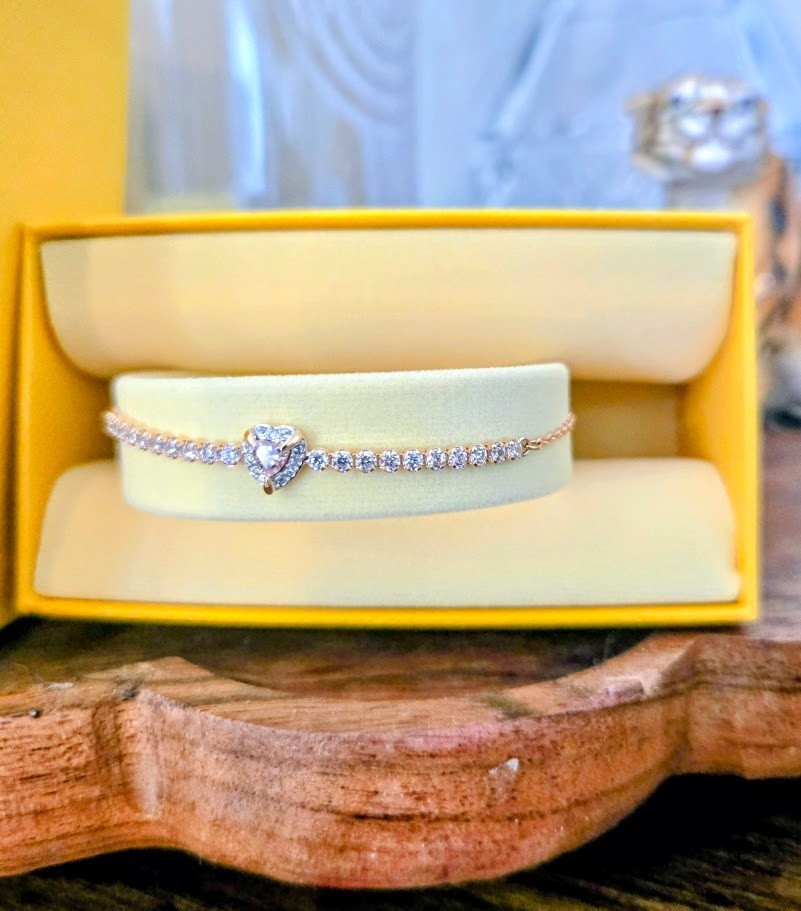 Swarovski One Heart Bracelet Pink Crystal 18K Rose Gold Finish 5646745 M NIB