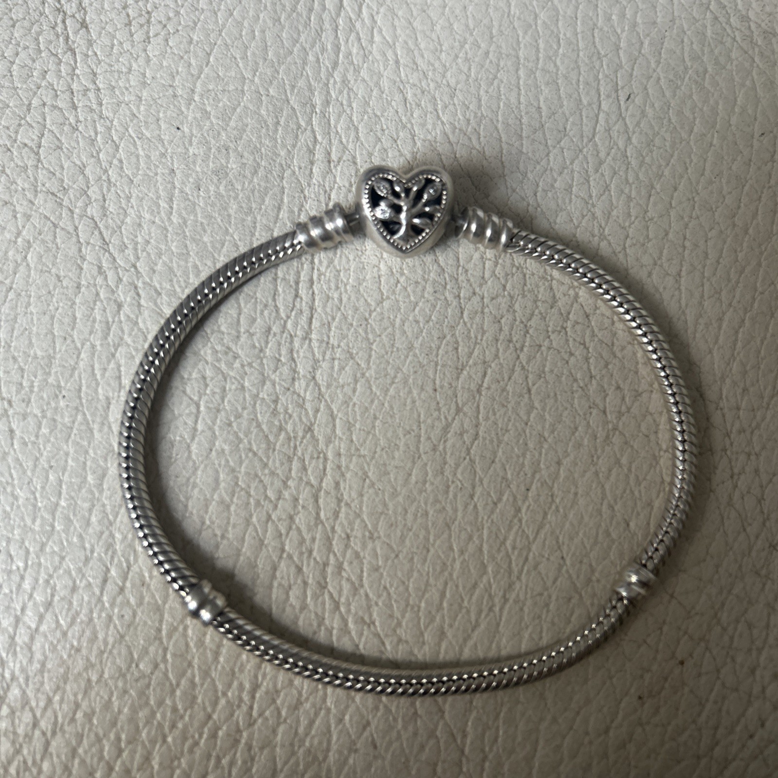 Authentic Pandora S925 barrel heart clasp, Snake Chain Bracelet , Family