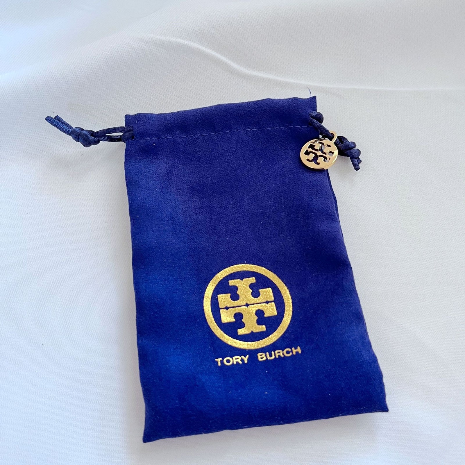 Perfect Gift + Free Shipping 🎁 NEW Tory Burch Gold Logo Bracelet