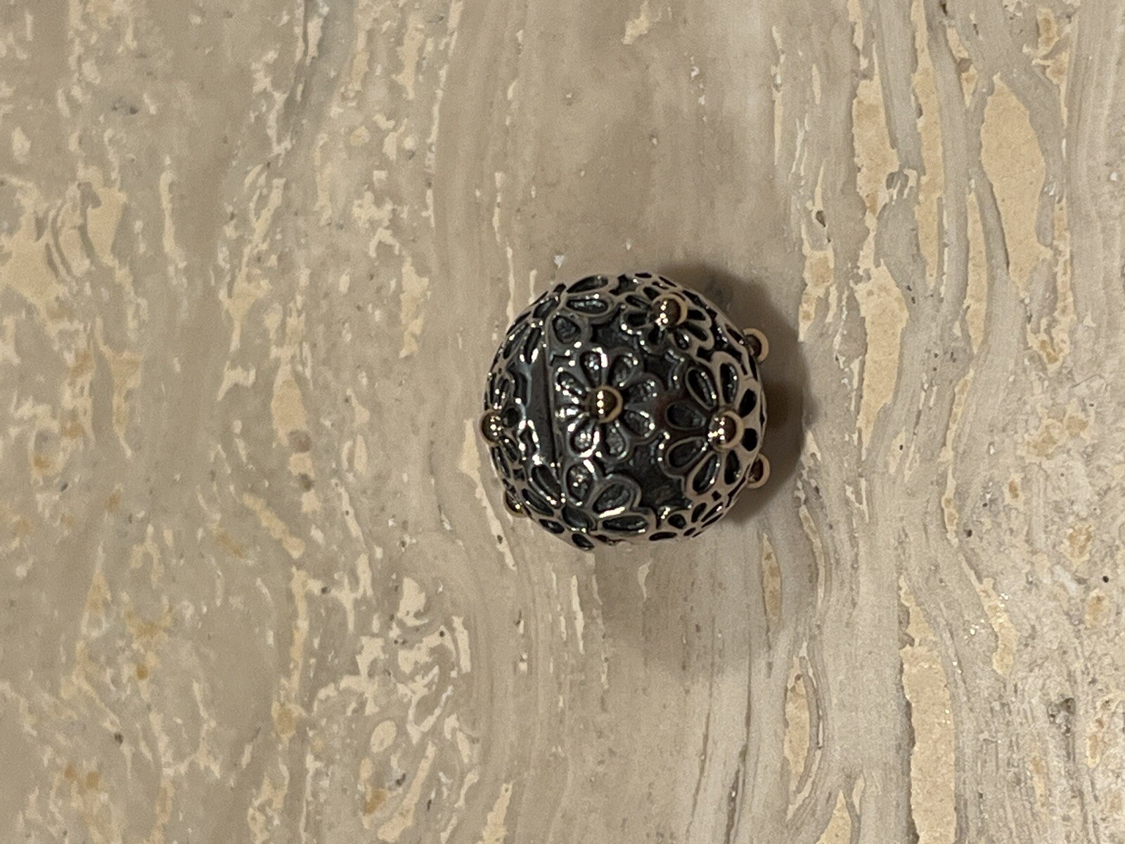 Authentic Pandora Lazy Daisy Clip 791014
