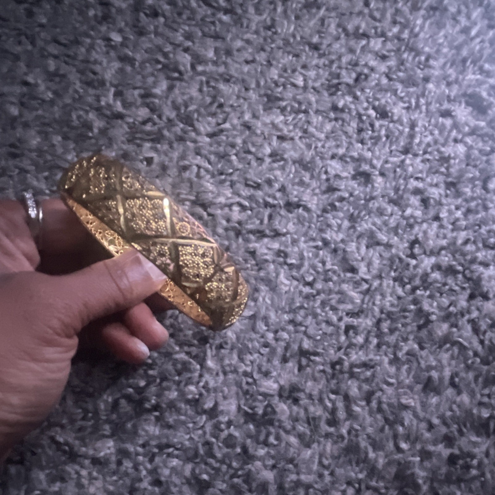 Gold Tone Textured Pattern Metal Bangle Bracelet – No Main or Secondary Stone