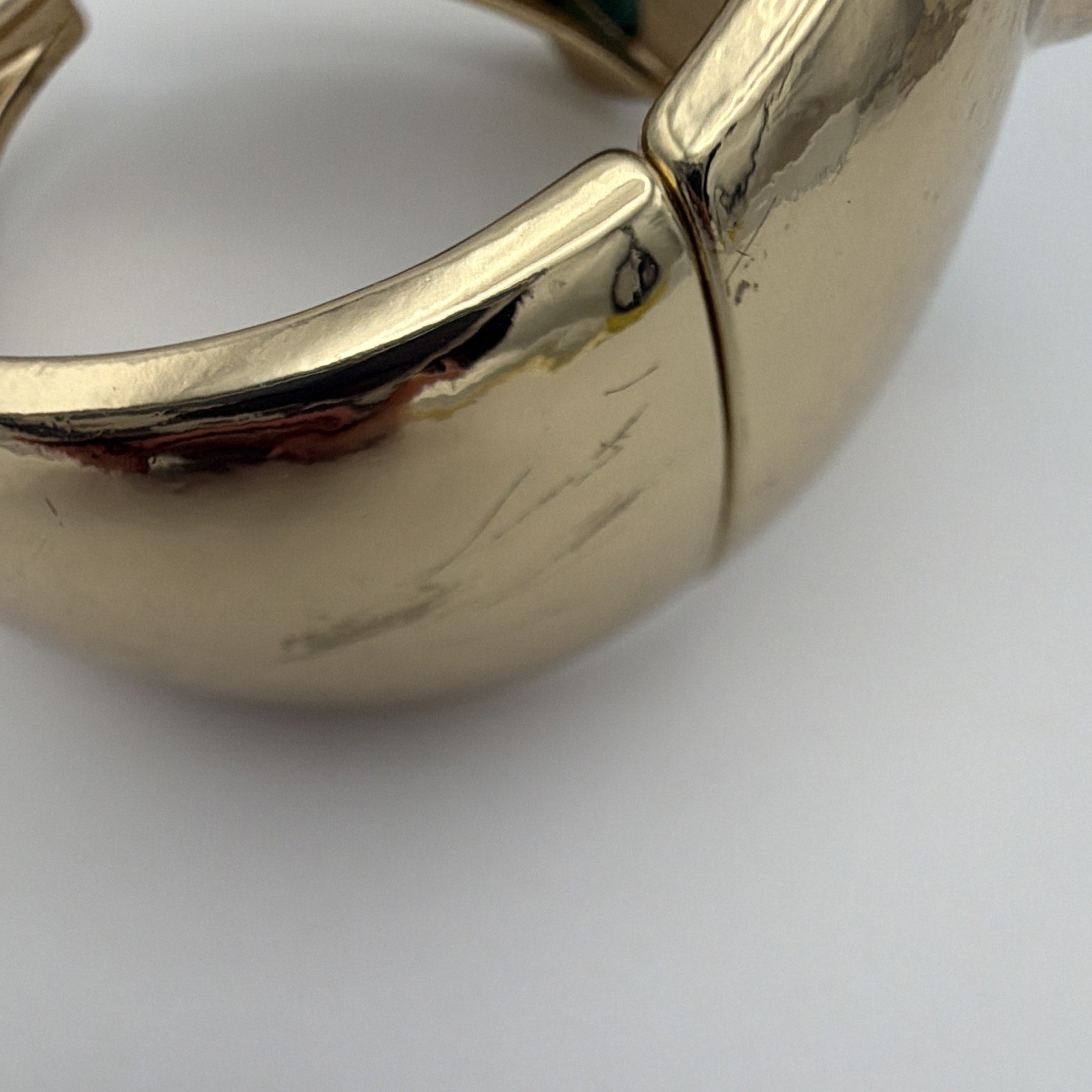 Chico’s Signed Gold Tone Turquoise Flower Hinged Cuff Bracelet No Stone