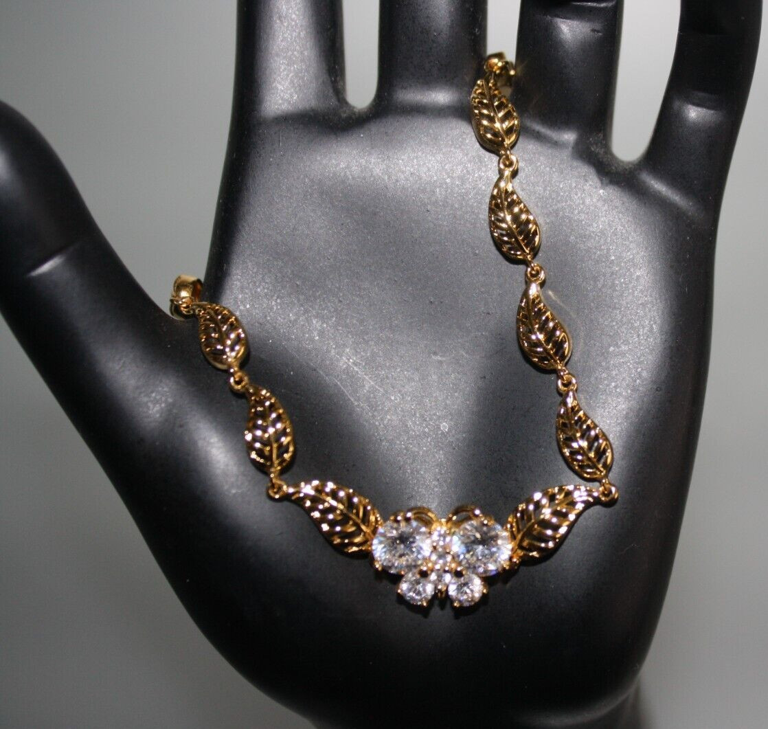 Gold Butterfly & Leaves Bracelet Crystal Stones Women’s Fashion Jewelry Beauty