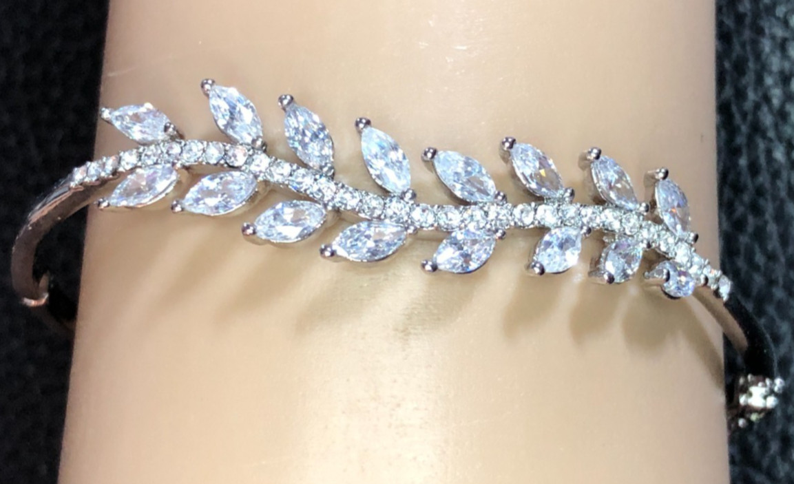 Silver Cubic Zirconia CZ Bangle Bracelet Leaf Vine Rhodium Plated 6.75″ 7912