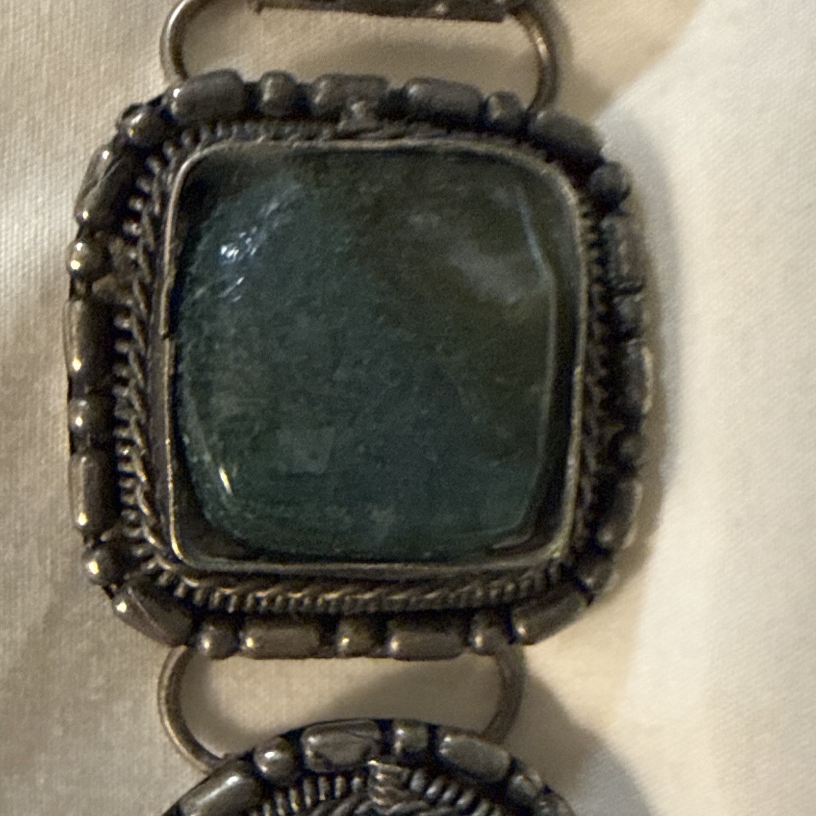 Silver-Tone Metal Link Bracelet, Multicolor Oval Cabochon Bezel Set, Lobster
