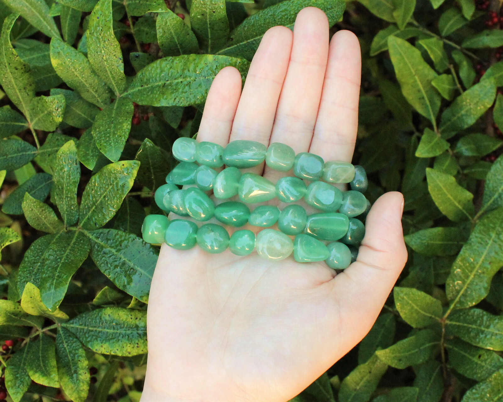 Green Aventurine Tumbled Gemstone Bracelet 6-8 mm Stones (Stretch, Nugget, Gift)