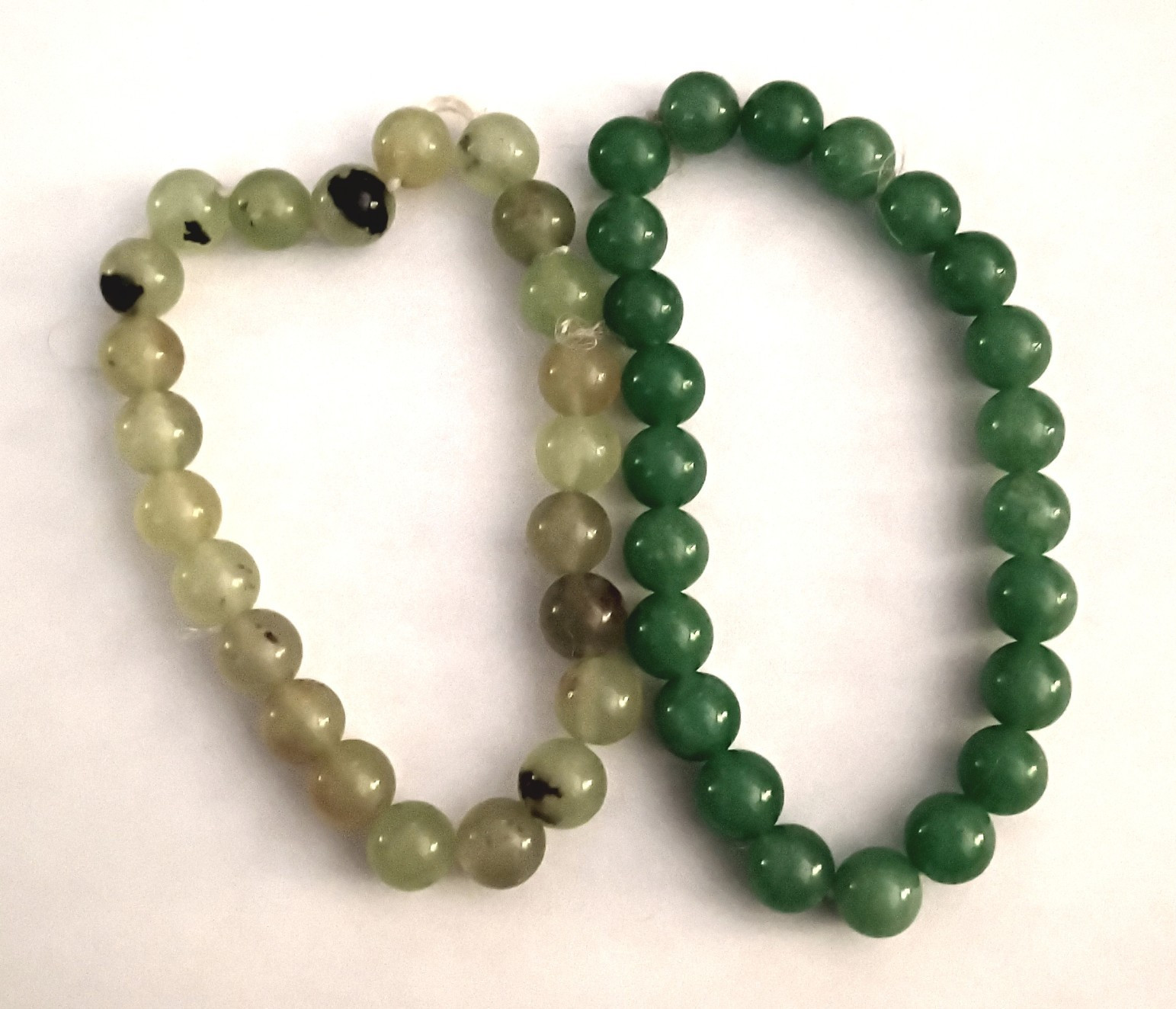 Lot of 2 Green Beaded Stretch Stone Bracelets Round Ball Beads No Clasp