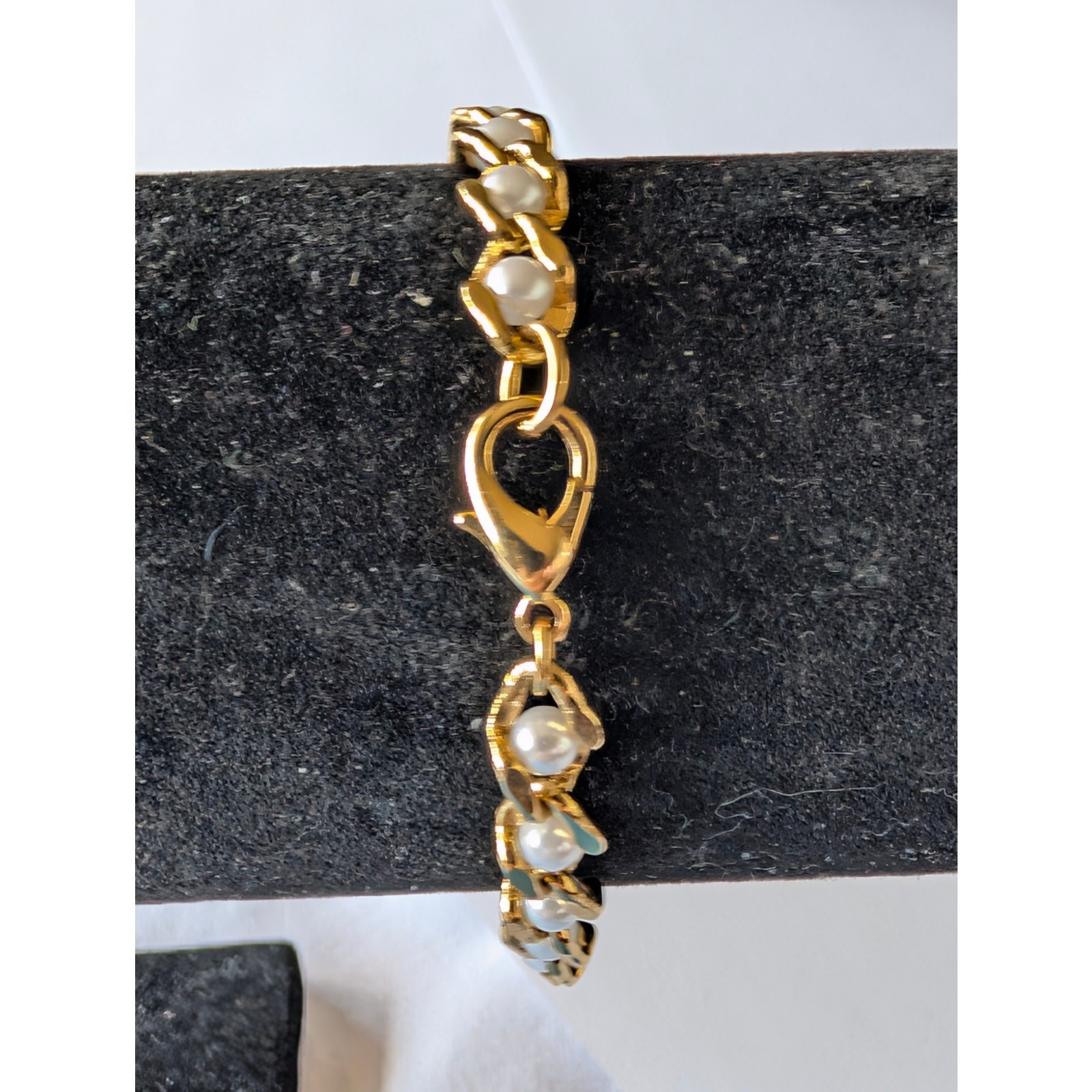 Gold Tone Faux Pearl Link Bracelet
