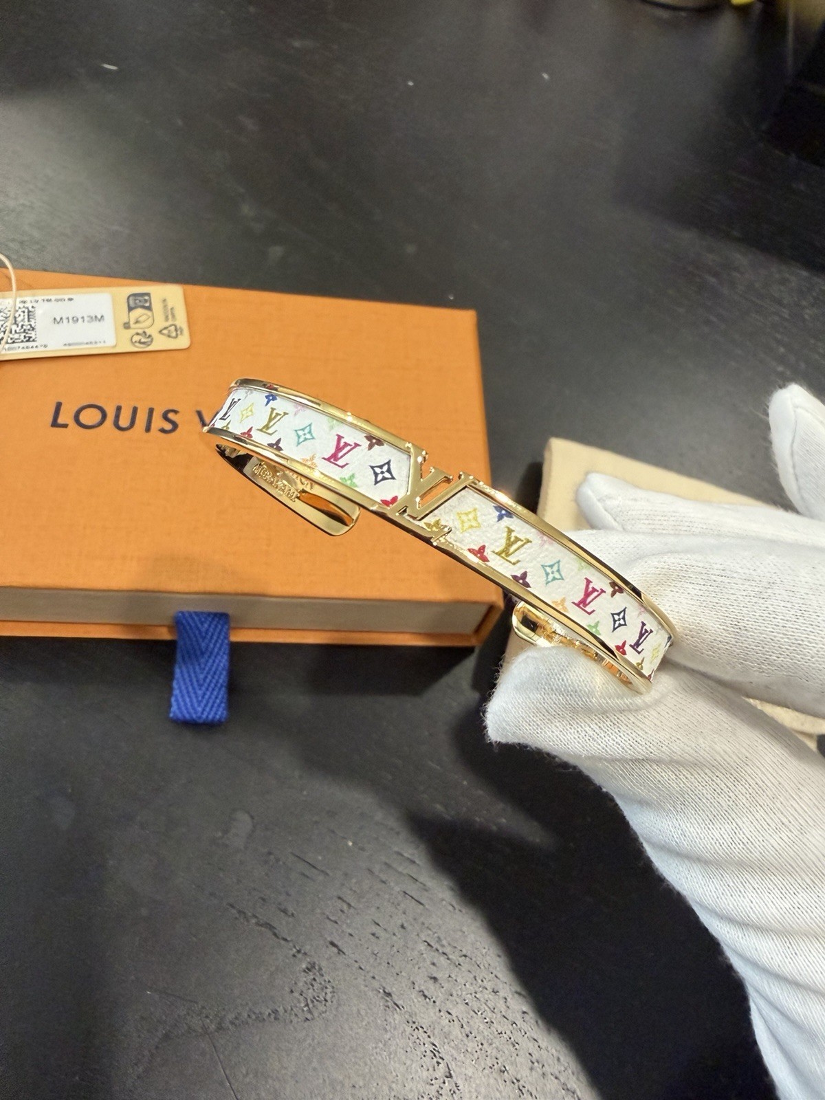 Louis Vuitton Murakami Initiales LV Bracelet Medium White Gold