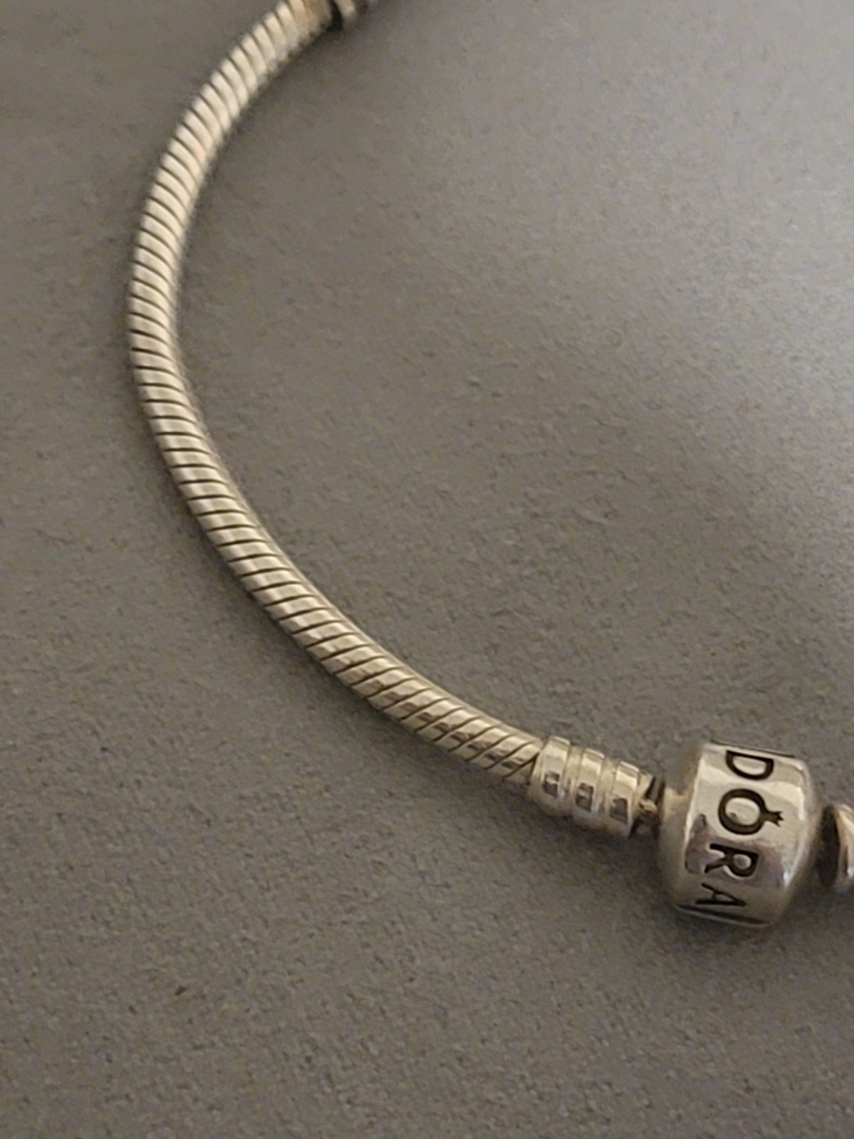 Pandora Moments Barrel Clasp Snake Chain Bracelet 925 Sterling silver 7.75″