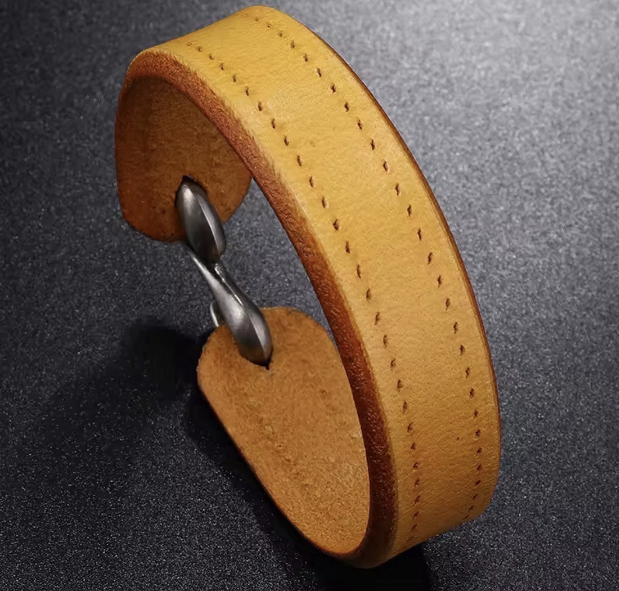 Vintage Genuine Leather Bracelet for Men and Women, with S-Shaped Hook, 20cm