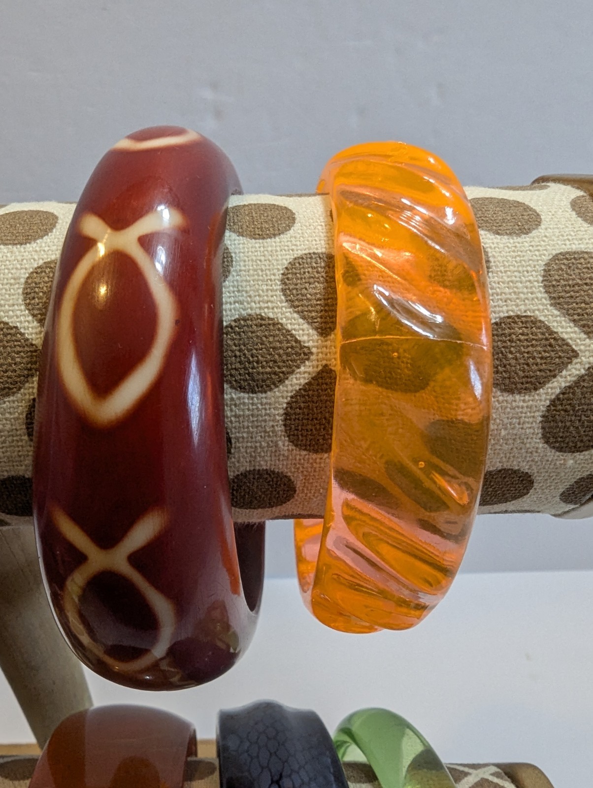 Lot Of 10 Various Colors And Shapes Bangle Bracelets 2.5″D