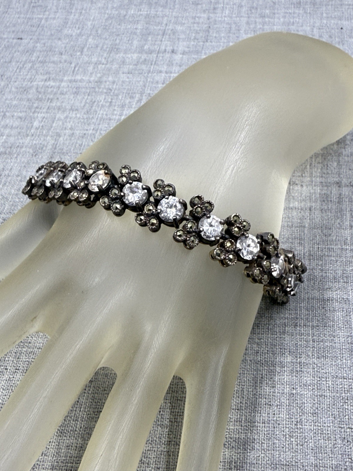 Marcasite & Crystal Cluster Link Sterling Silver .925 Tennis Bracelet 7.75″