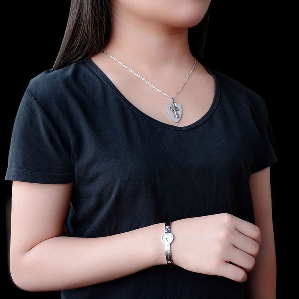 Couple Stainless Steel Love Heart Lock Bracelet with Key Pendant Necklace Set
