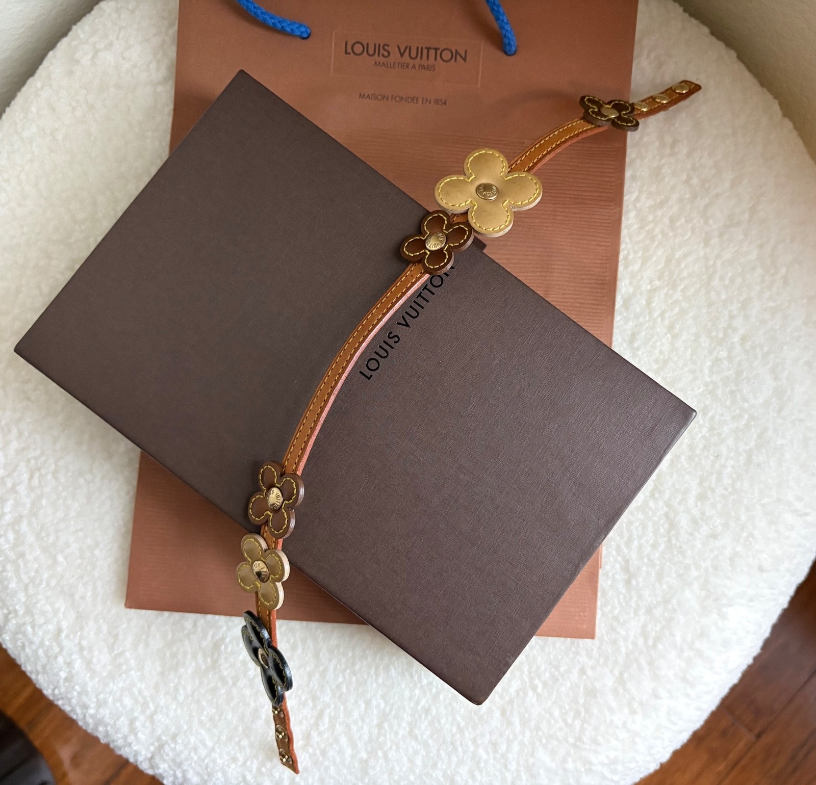 Louis Vuitton Vachetta Vernis Fleur Double-Wrap Bracelet or Choker necklace