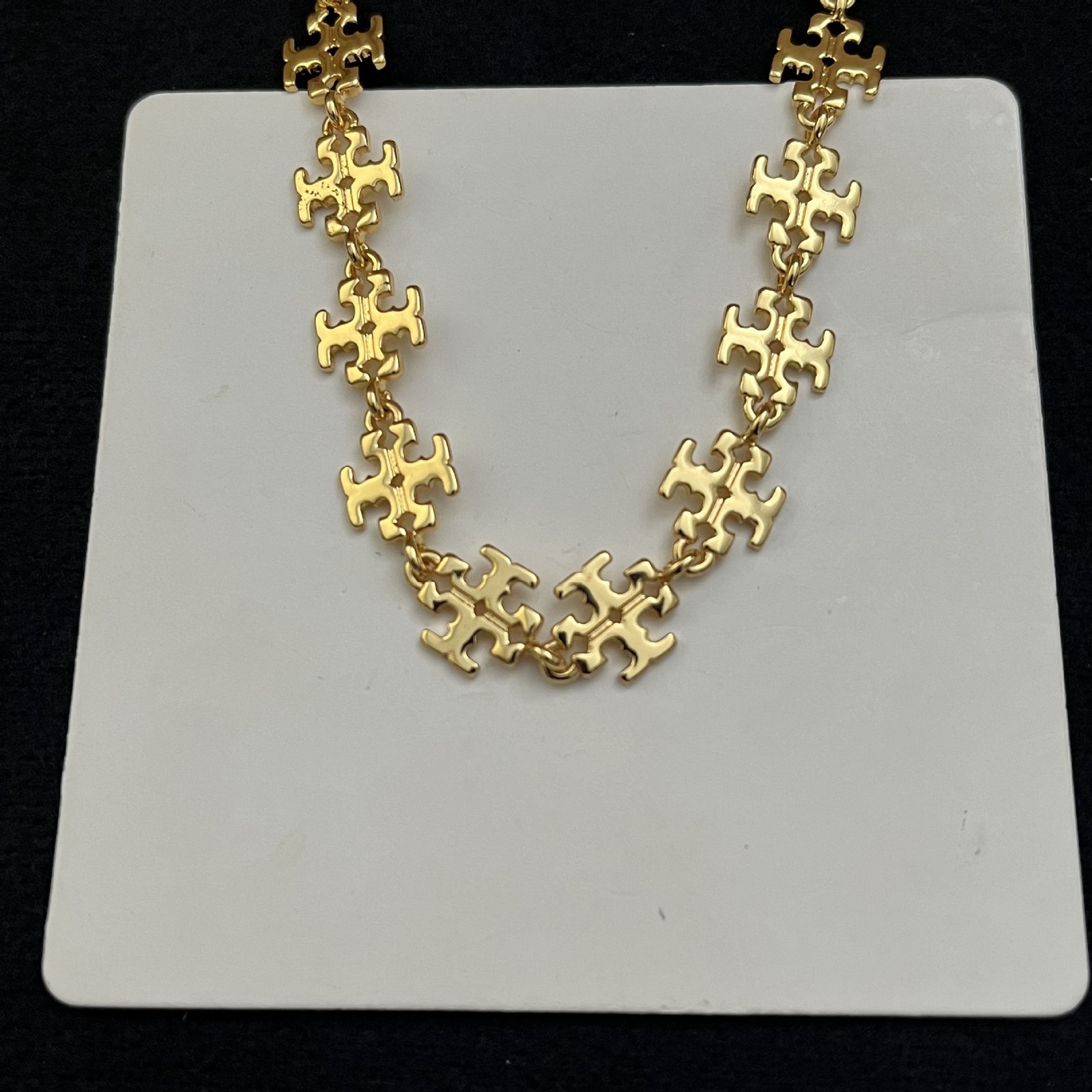 Perfect Gift + Free Shipping 🎁 NEW Tory Burch Gold Logo Bracelet