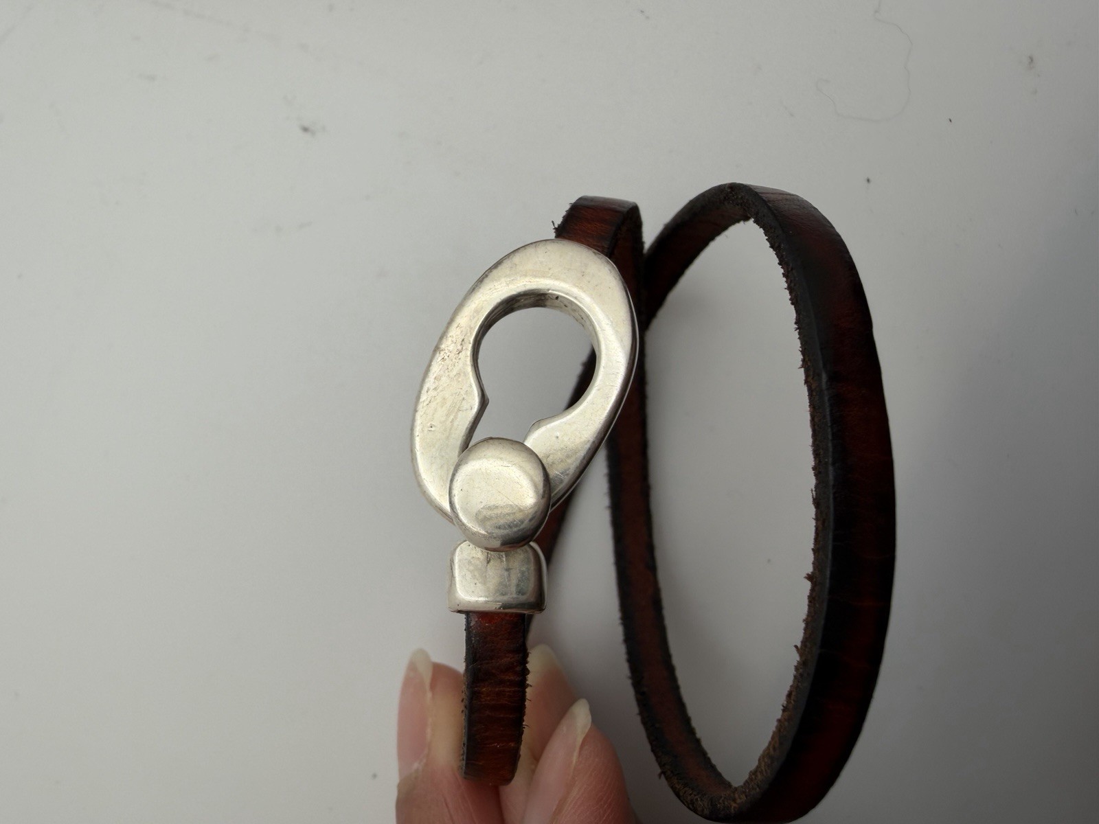 Vintage Modernist Leather Bracelet Silver Hook Clasp Wrap country, southwestern